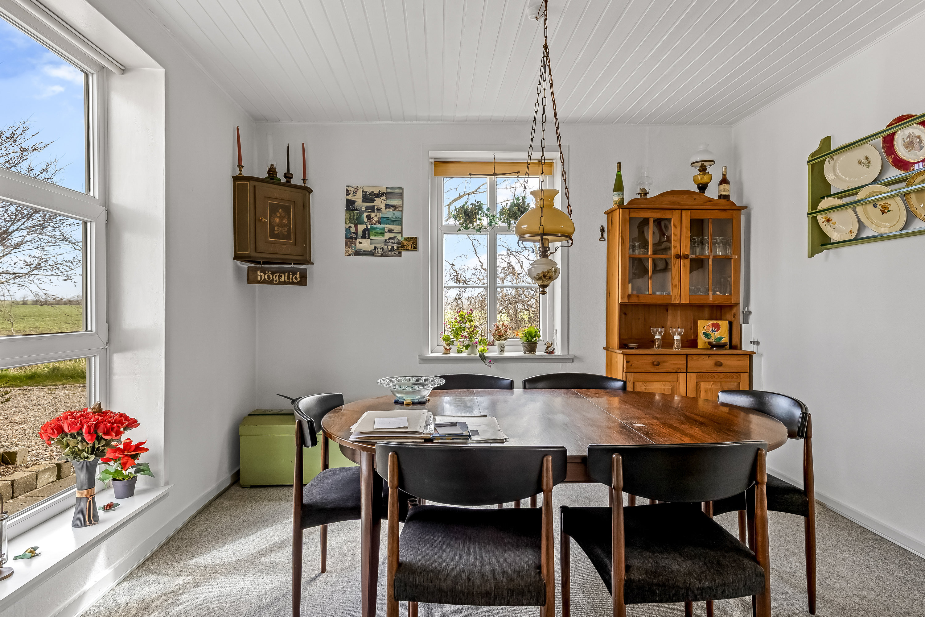 Fremhævet stue billede i fuldskærmstilstand. Billede af Emmerlevvej 28, 6280 Højer