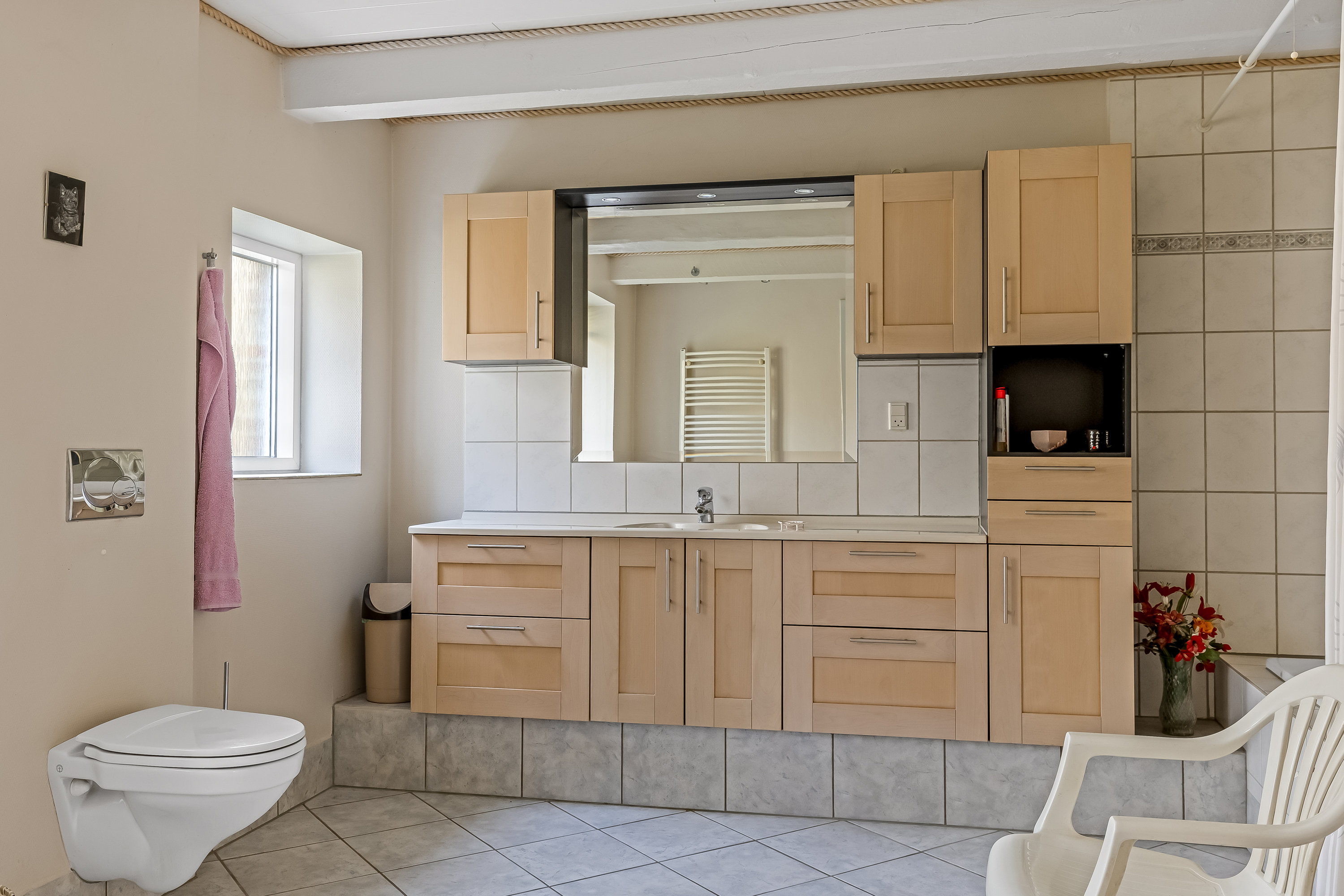 Fremhævet andet billede i fuldskærmstilstand. Billede af Emmerlevvej 28, 6280 Højer