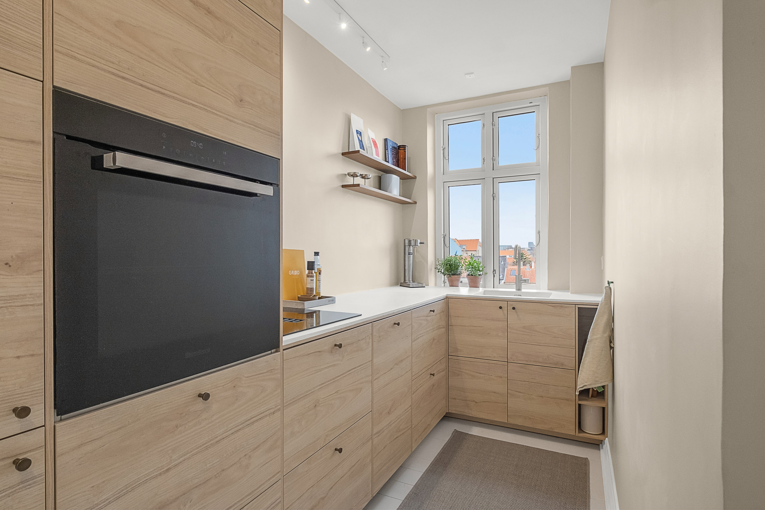 Fremhævet køkken billede i fuldskærmstilstand. Billede af Skt. Pauls Gade 64, 2. th., 8000 Aarhus C