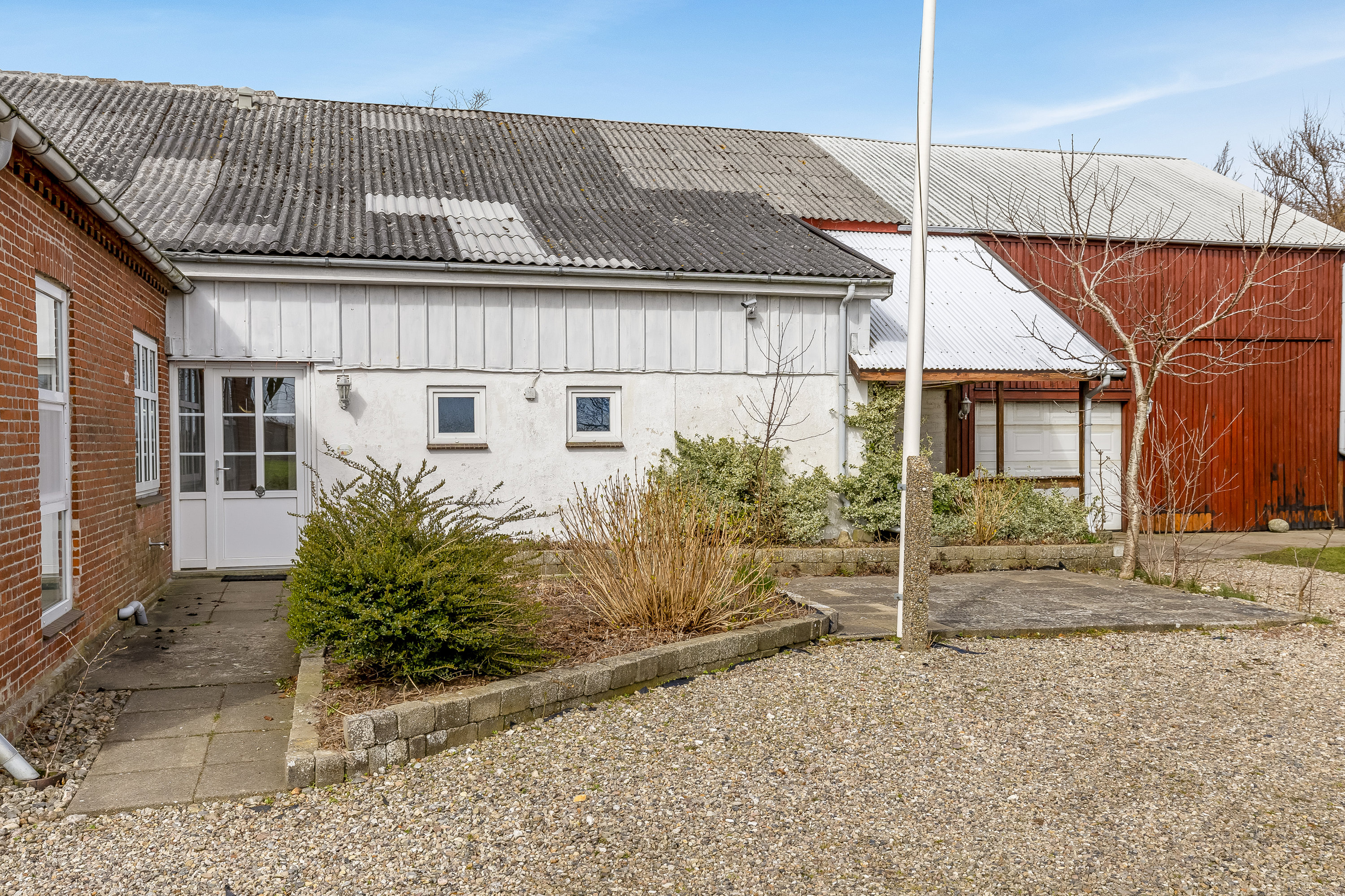 Fremhævet facade billede i fuldskærmstilstand. Billede af Emmerlevvej 28, 6280 Højer