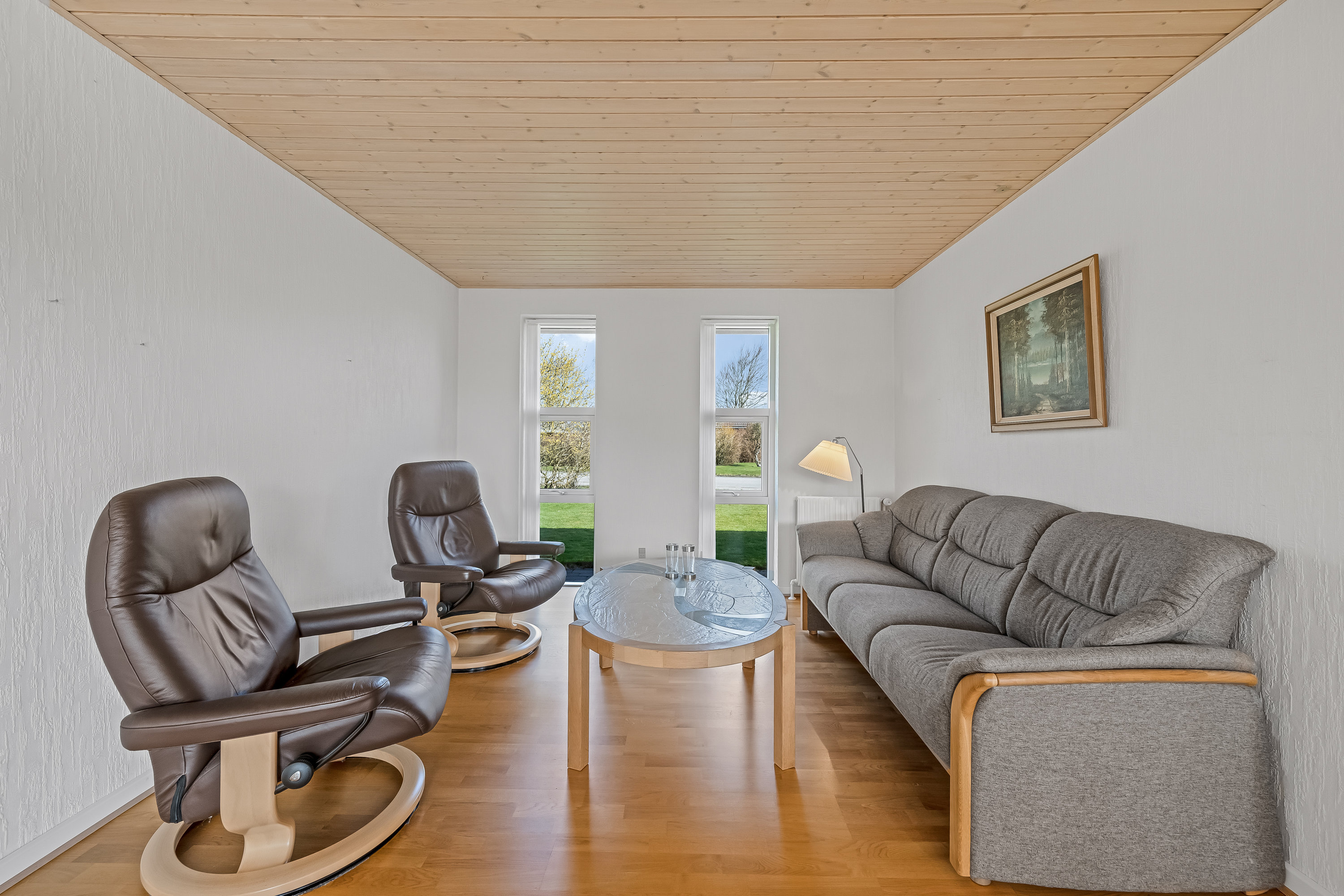 Fremhævet stue billede i fuldskærmstilstand. Billede af Spættevej 6, 6980 Tim