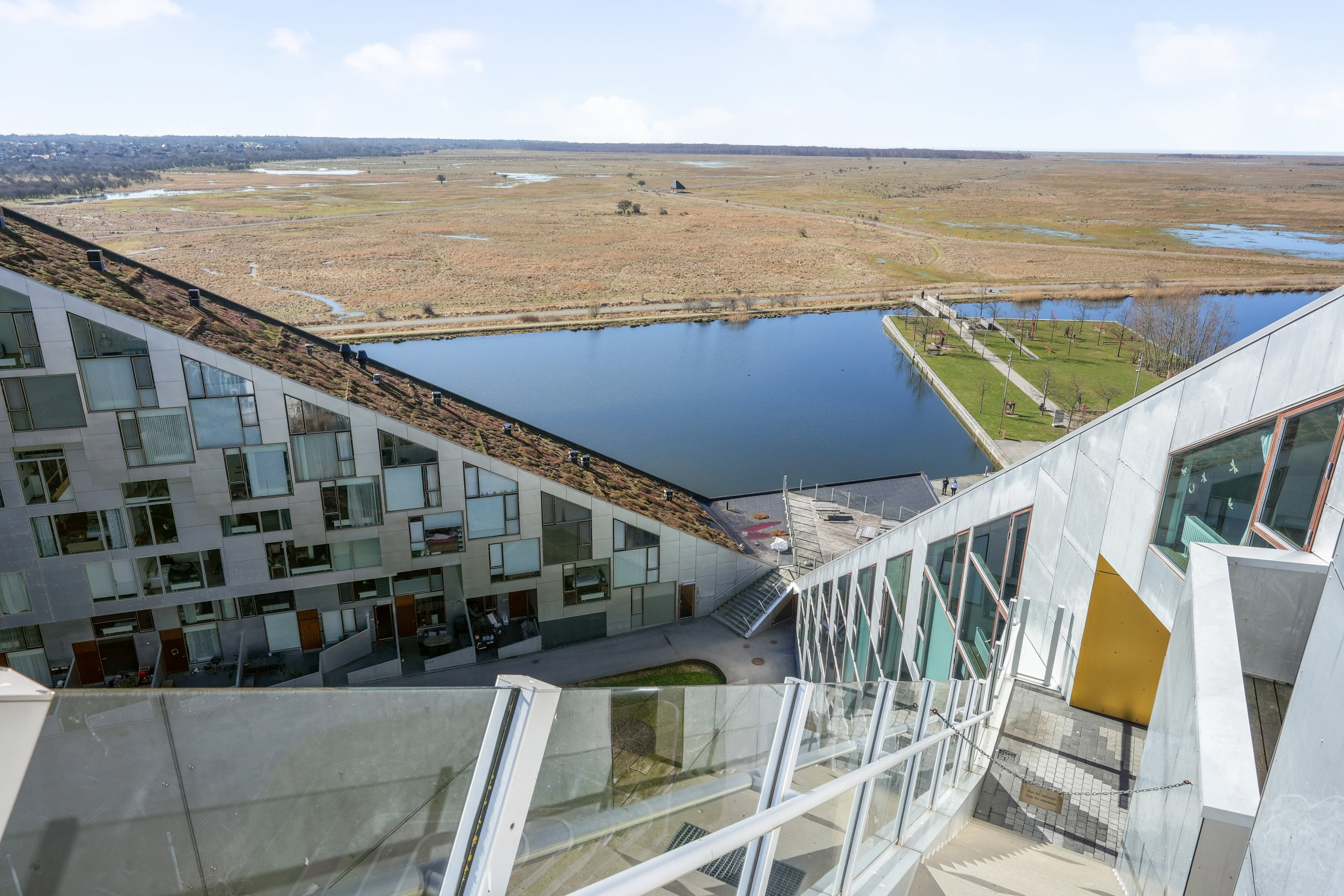 Fremhævet luftfoto billede i fuldskærmstilstand. Billede af Richard Mortensens Vej 77, 8. p8., 2300 København S