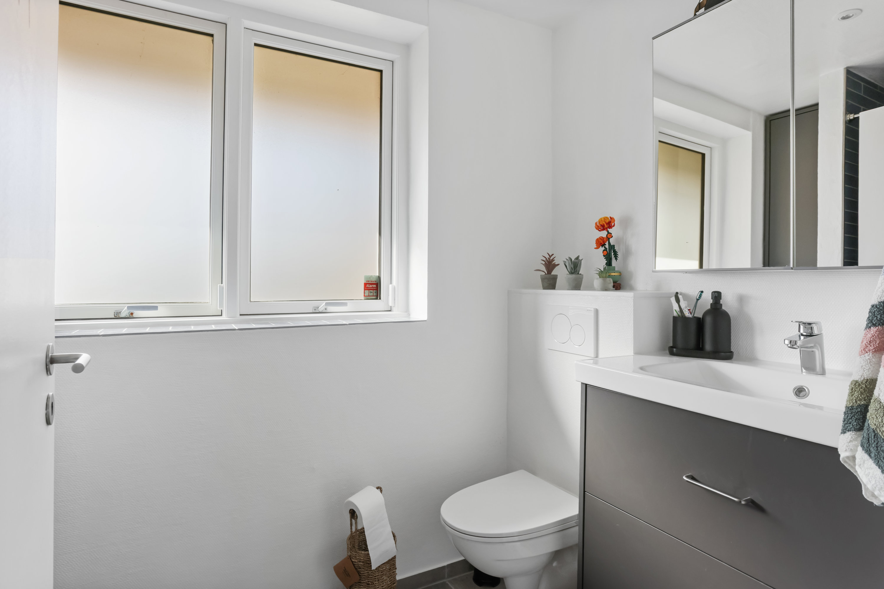 Fremhævet badeværelse billede i fuldskærmstilstand. Billede af Ligustervej 35, 8600 Silkeborg