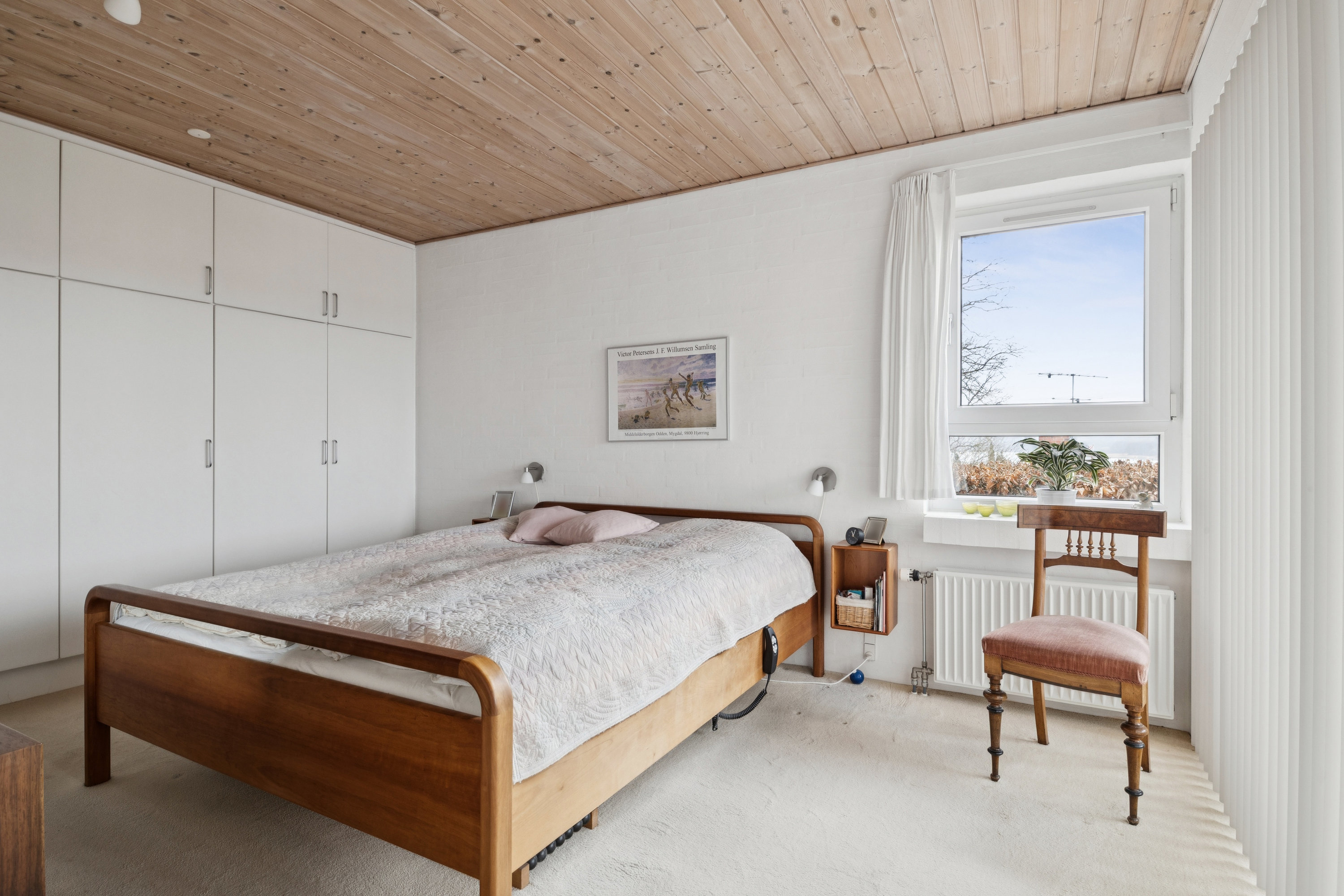 Fremhævet soveværelse billede i fuldskærmstilstand. Billede af Fyrbakken 8, 9500 Hobro