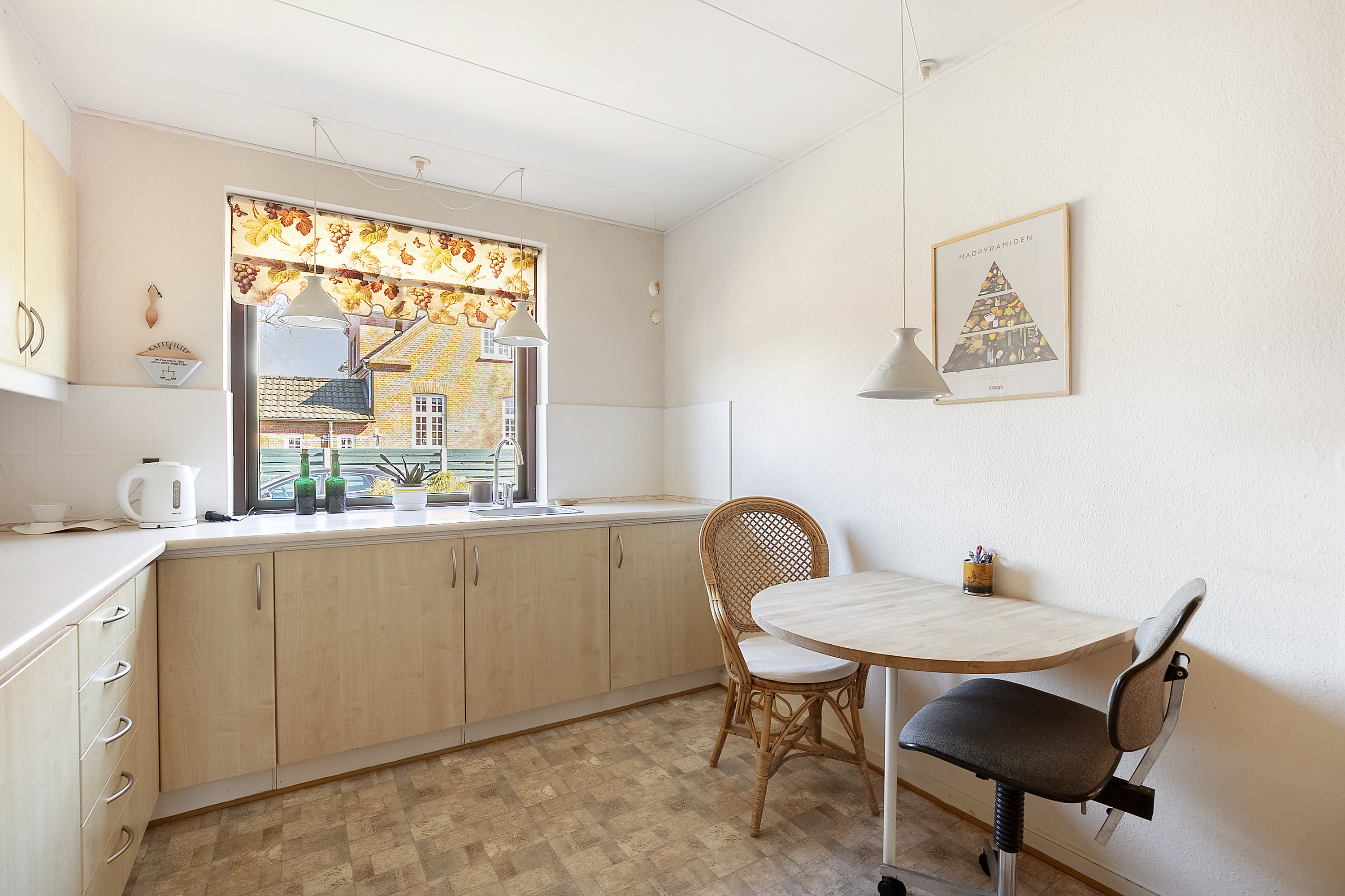 Fremhævet køkken billede i fuldskærmstilstand. Billede af Hjallesegade 24A, Hjallese, 5260 Odense S