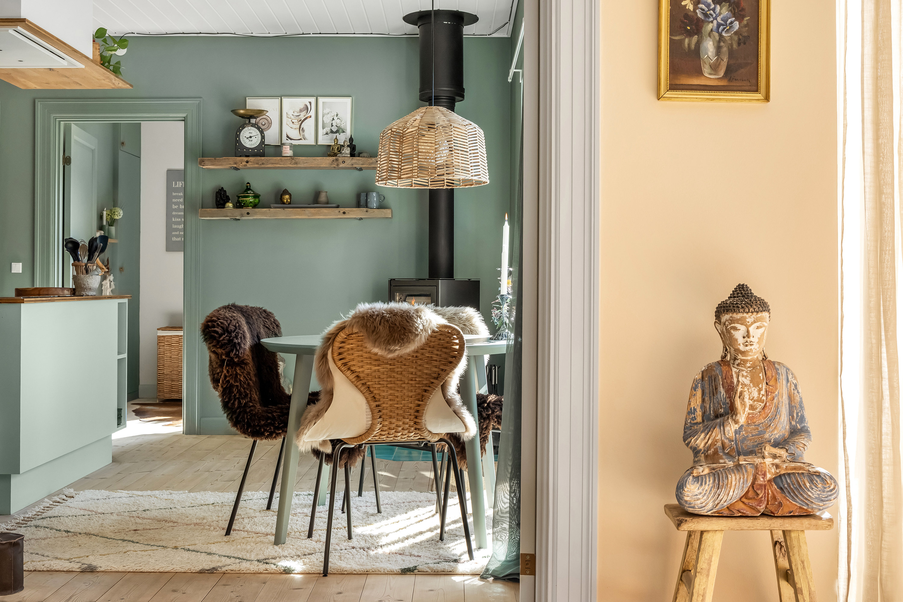 Fremhævet stue billede i fuldskærmstilstand. Billede af Bastevangen 29, Udsholt, 3230 Græsted