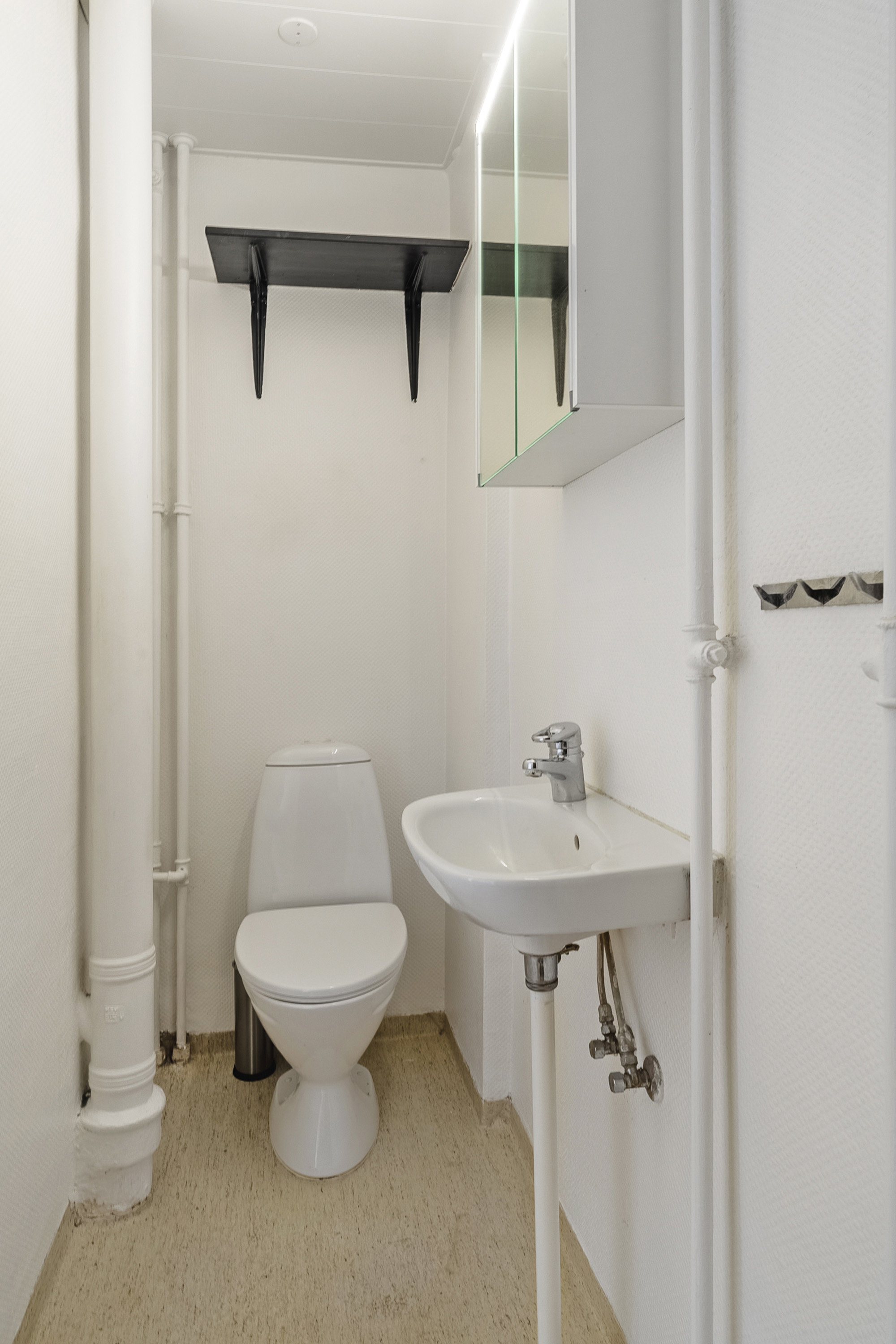 Fremhævet badeværelse billede i fuldskærmstilstand. Billede af Emil Møllers Gade 18, 1. tv., 8700 Horsens