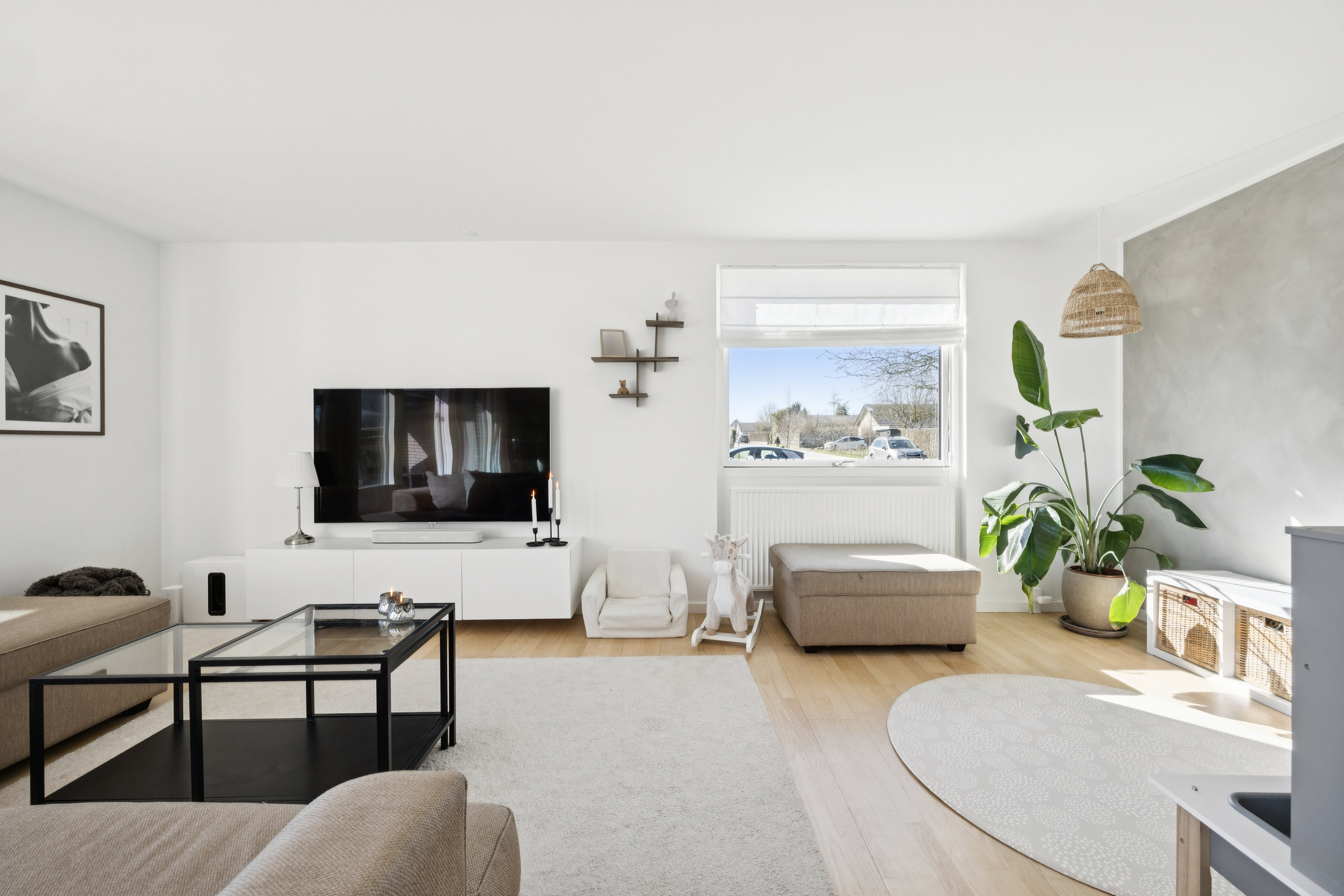 Fremhævet stue billede i fuldskærmstilstand. Billede af Fyrrevej 29, Vemmedrup, 4632 Bjæverskov