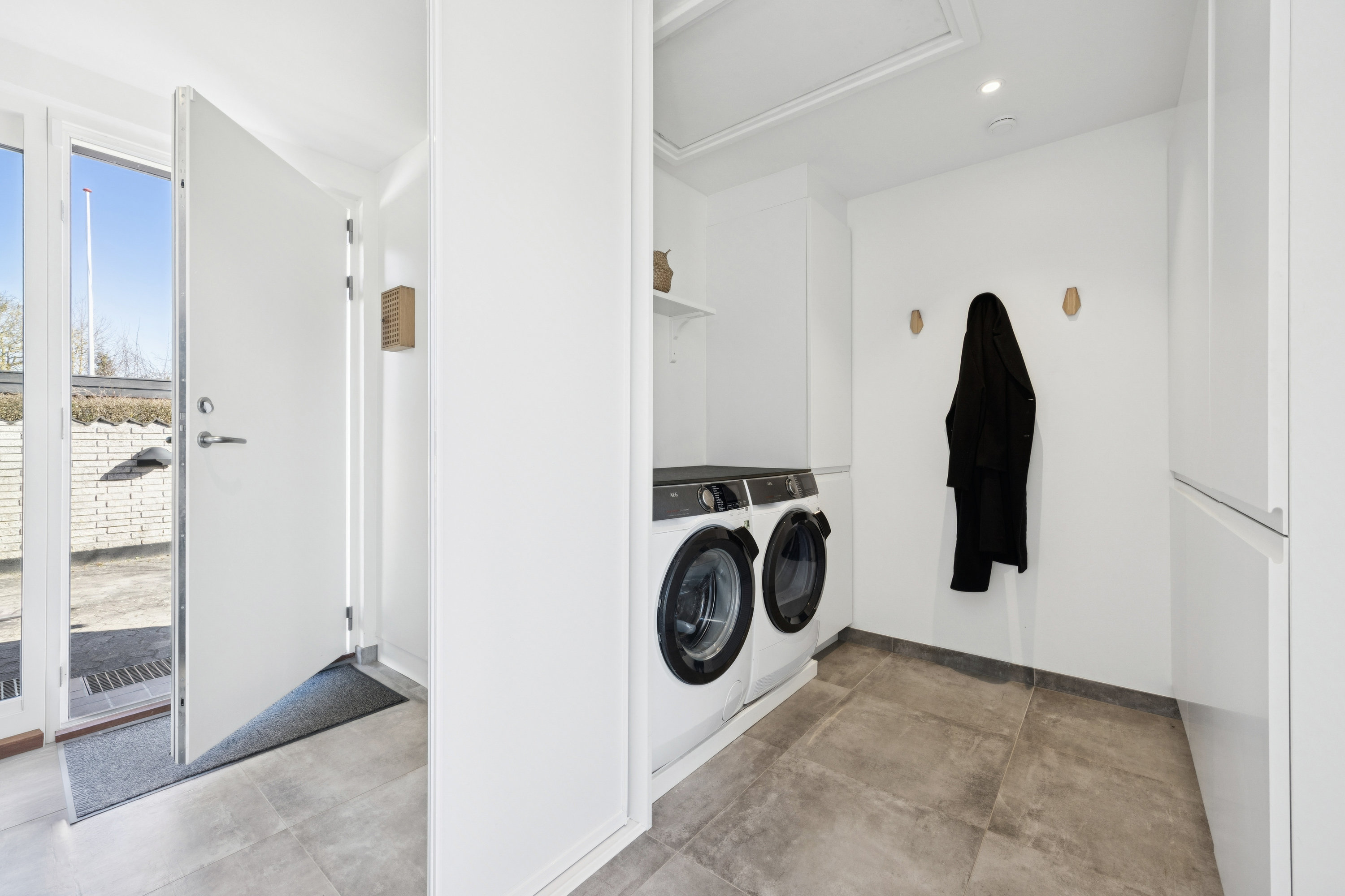 Fremhævet gang billede i fuldskærmstilstand. Billede af Fyrrevej 29, Vemmedrup, 4632 Bjæverskov