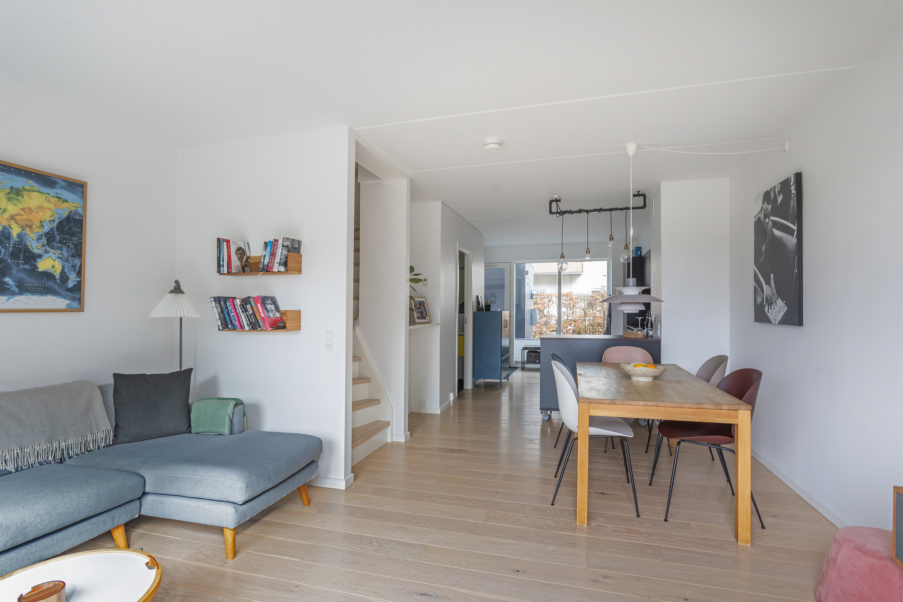 Fremhævet stue billede i fuldskærmstilstand. Billede af Krimsvej 7B, 2300 København S