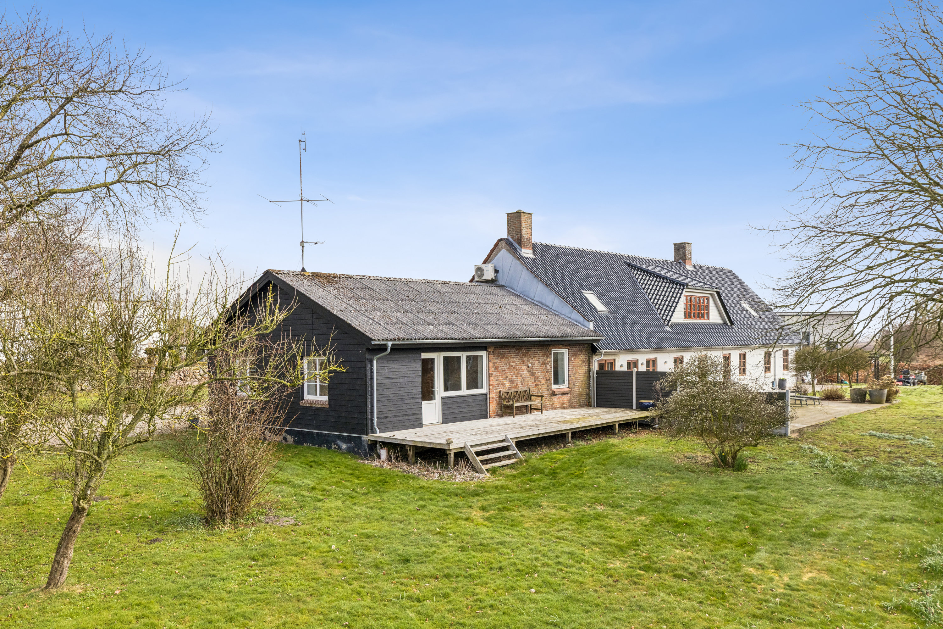 Fremhævet andet billede i fuldskærmstilstand. Billede af Roagervej 396A, Kirkeby, 6760 Ribe