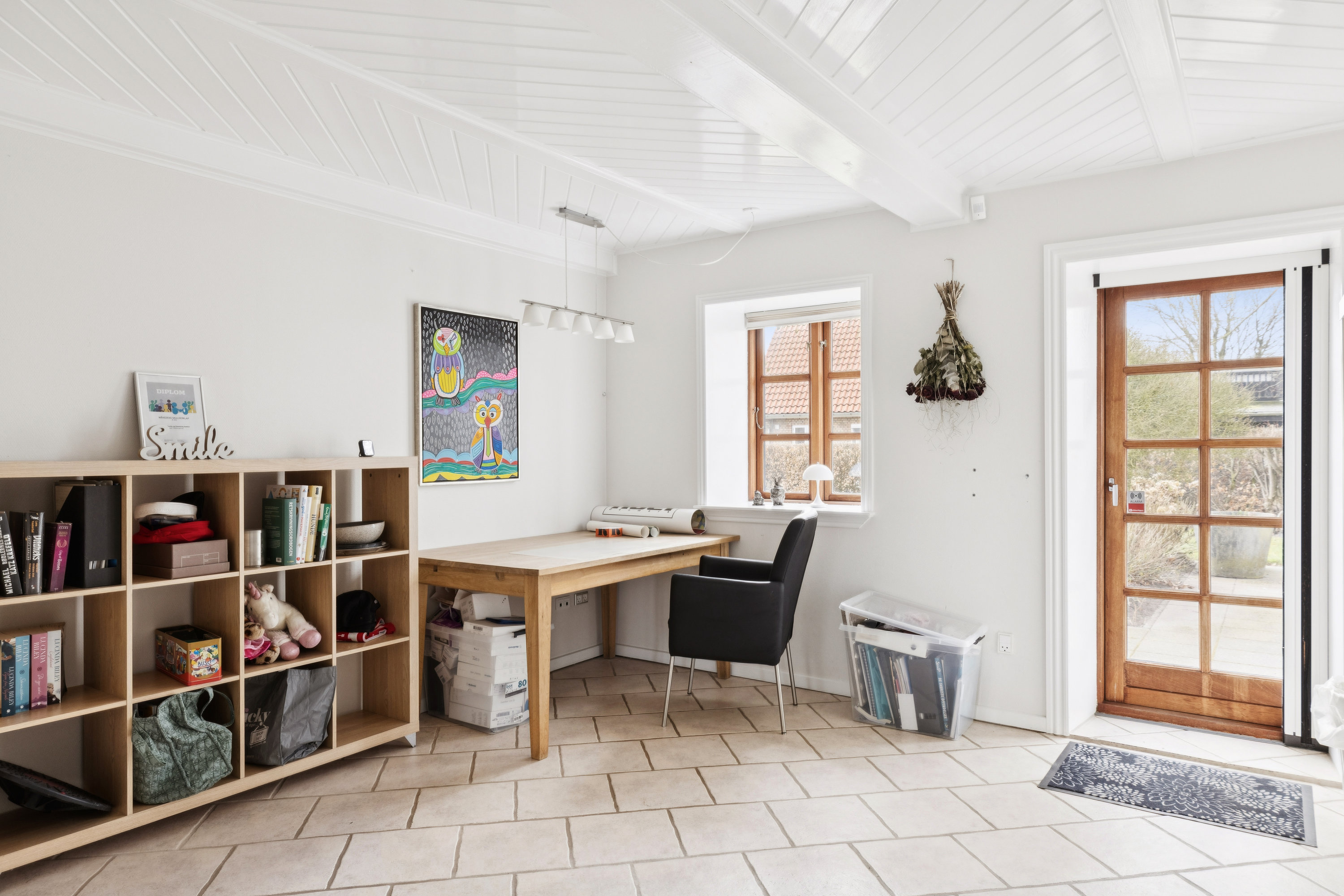 Fremhævet stue billede i fuldskærmstilstand. Billede af Roagervej 396A, Kirkeby, 6760 Ribe