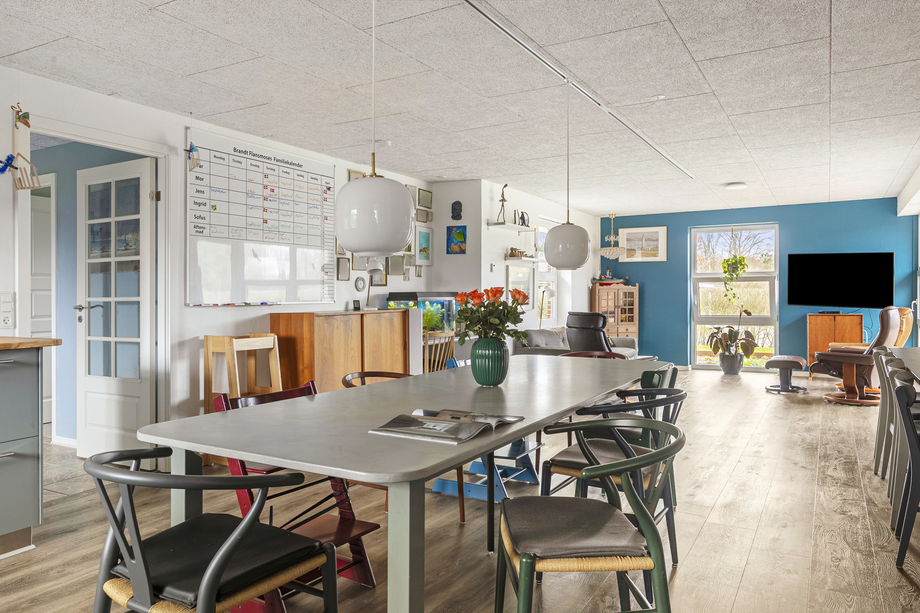 Fremhævet spisestue billede i fuldskærmstilstand. Billede af Holmeåvænget 23, 6682 Hovborg