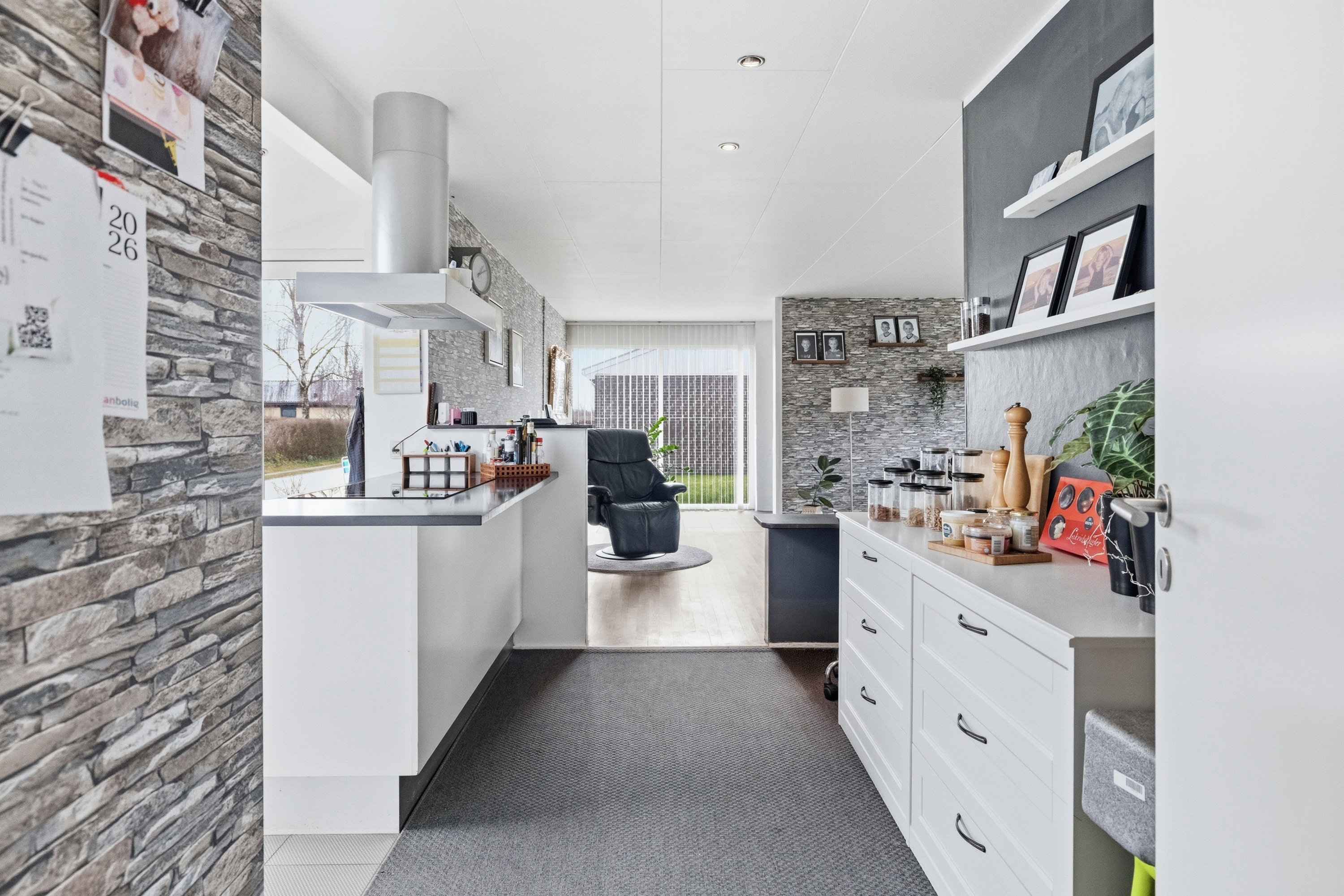 Fremhævet  billede i fuldskærmstilstand. Billede af Langøvænget 37, True, 8381 Tilst