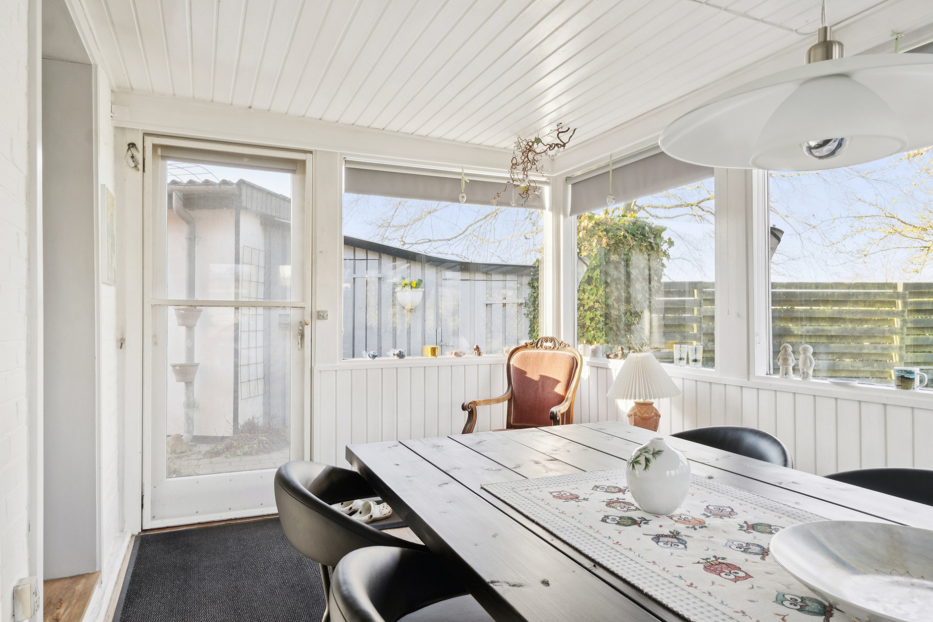 Fremhævet udestue billede i fuldskærmstilstand. Billede af Ørslev Hovedgade 8, Ørslev, 4200 Slagelse