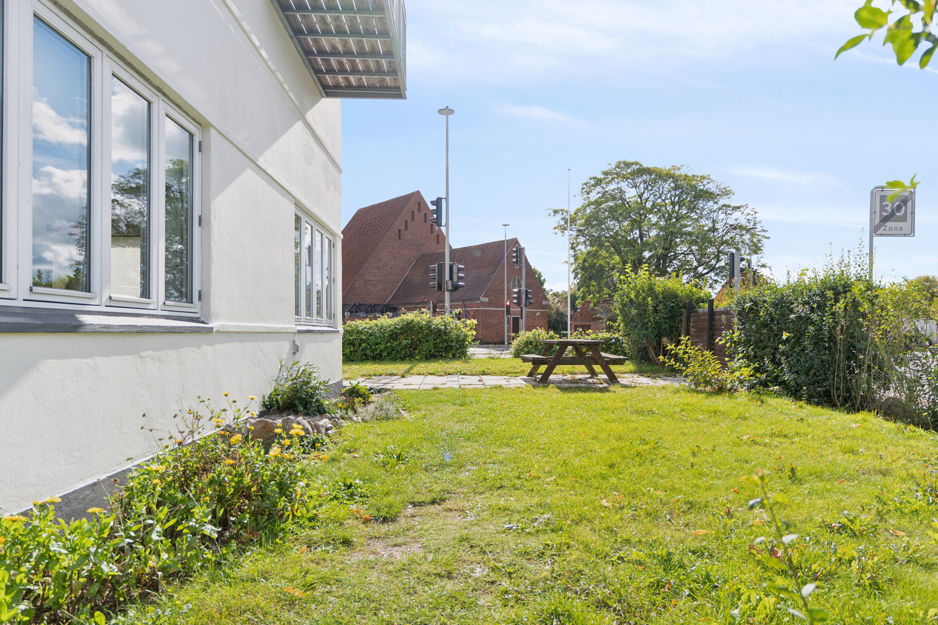 Fremhævet  billede i fuldskærmstilstand. Billede af Rugårdsvej 57, 1., 5000 Odense C