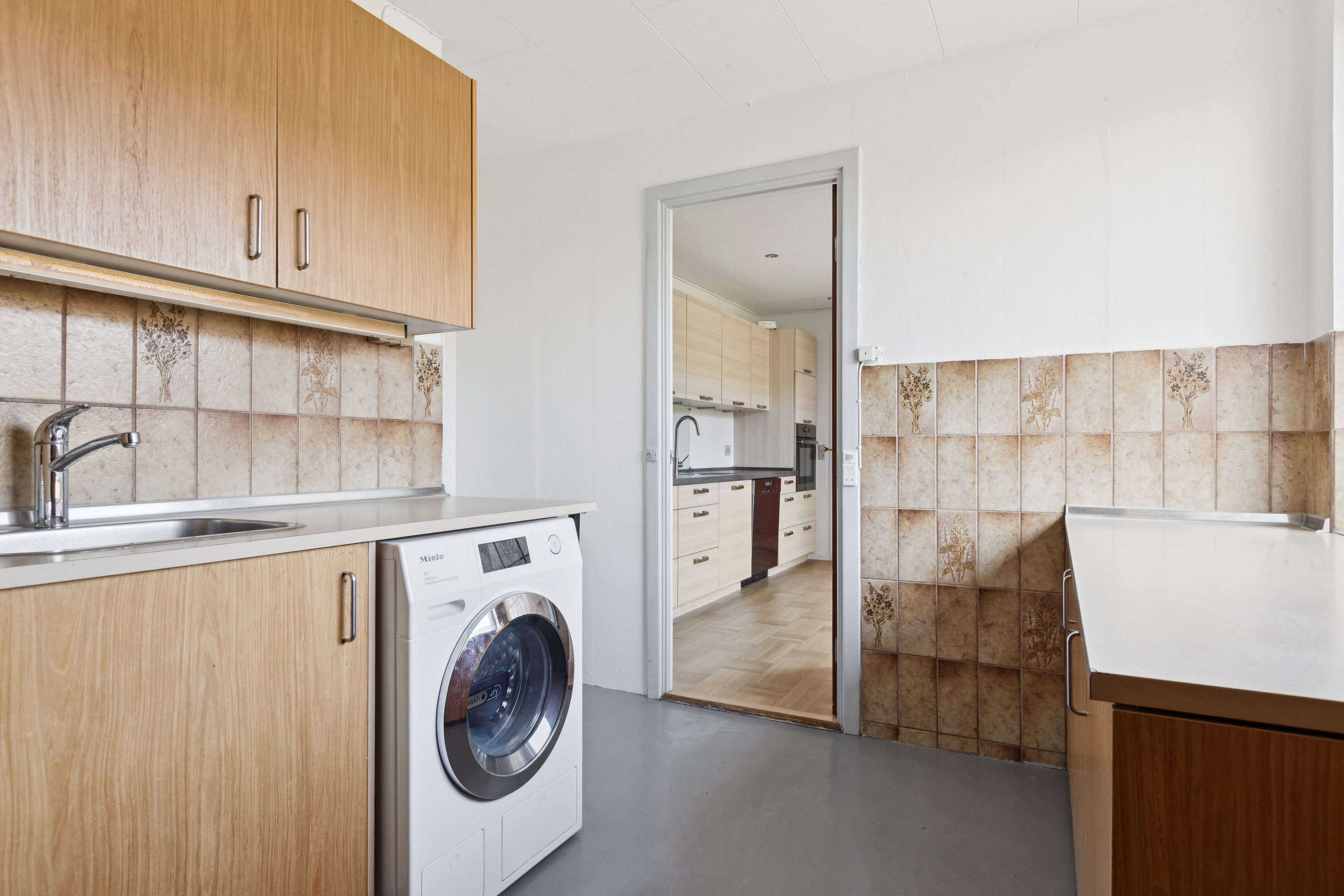 Fremhævet køkken billede i fuldskærmstilstand. Billede af Nørrebred 145, 2625 Vallensbæk