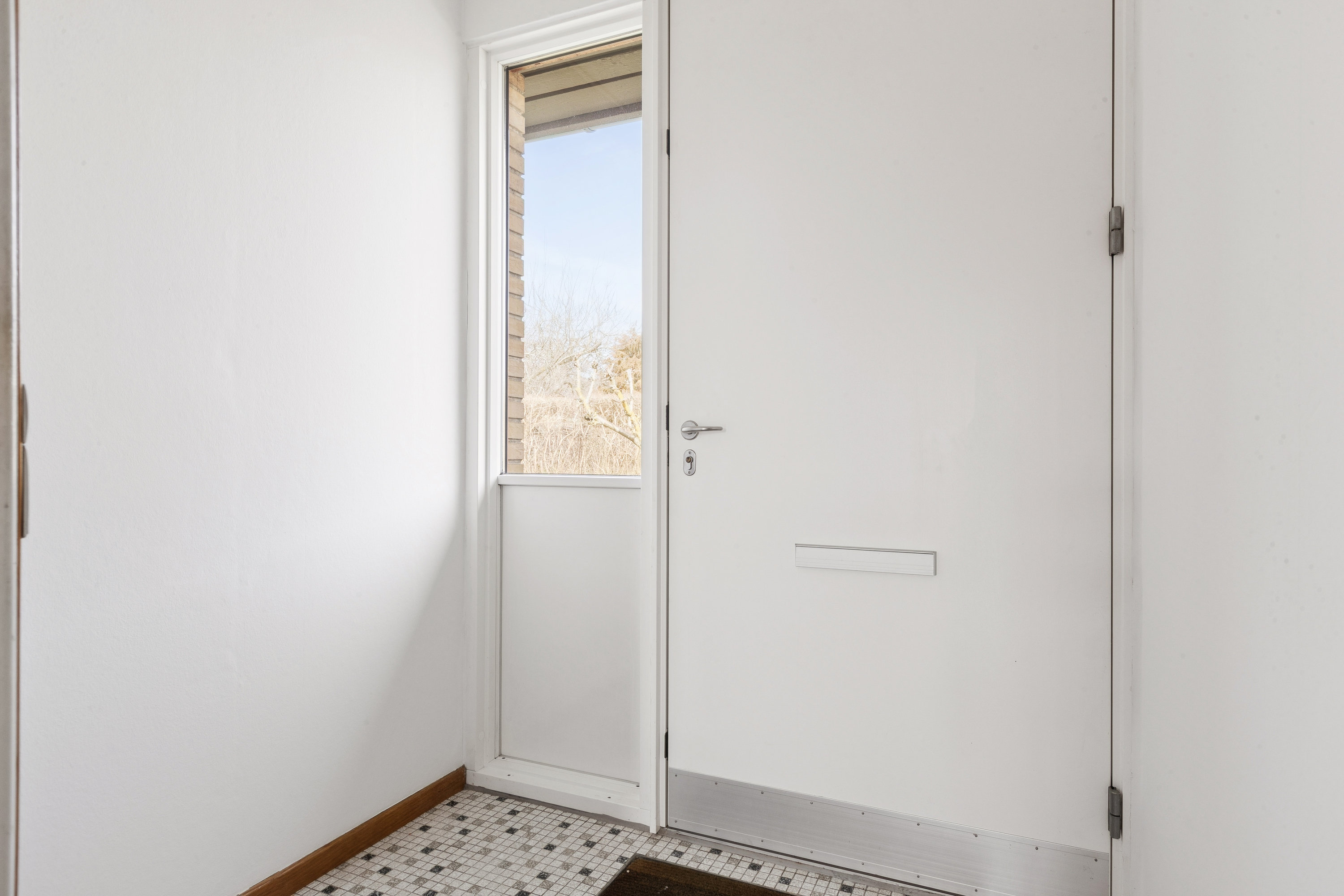 Fremhævet entré billede i fuldskærmstilstand. Billede af Nørrebred 145, 2625 Vallensbæk