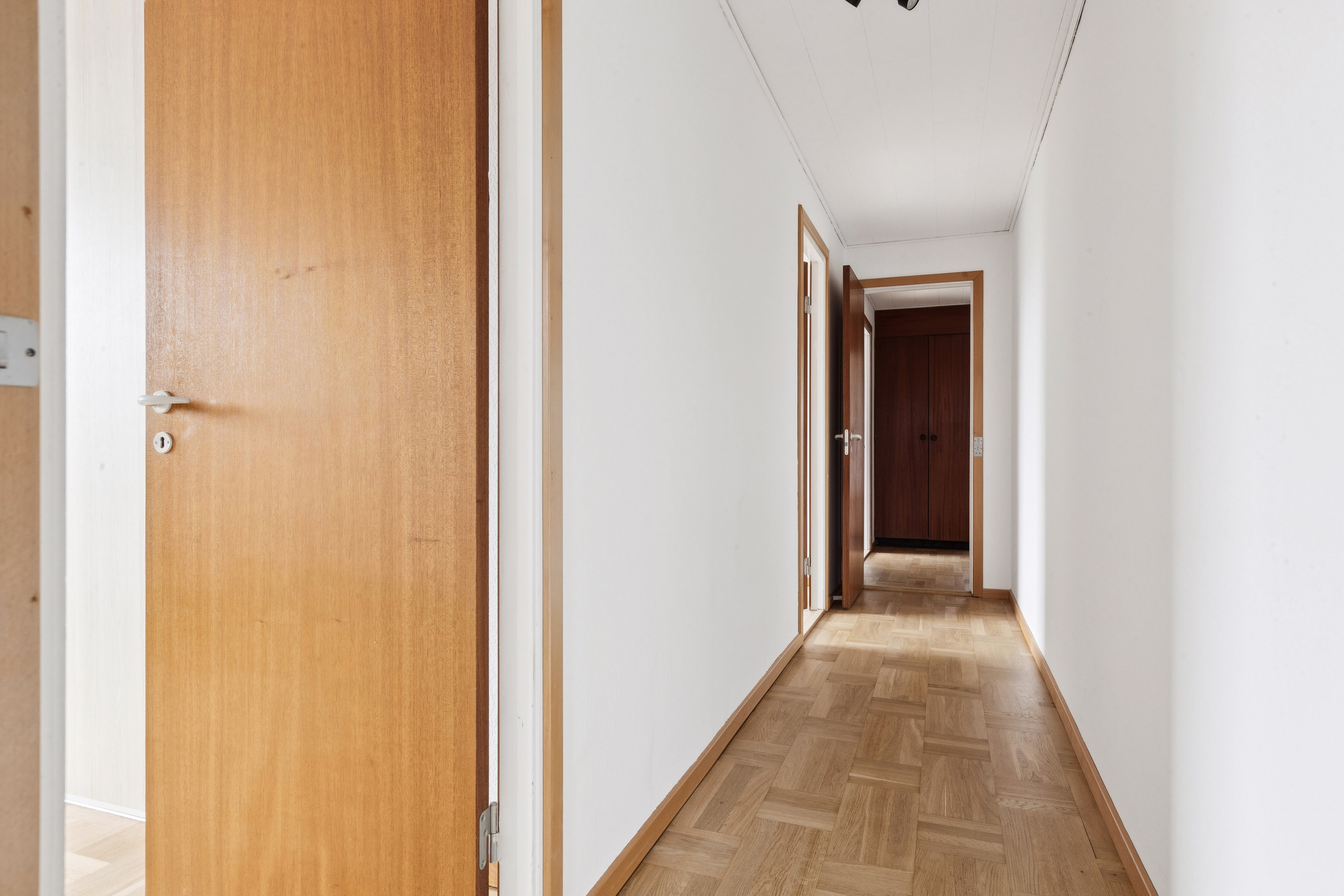 Fremhævet gang billede i fuldskærmstilstand. Billede af Nørrebred 145, 2625 Vallensbæk