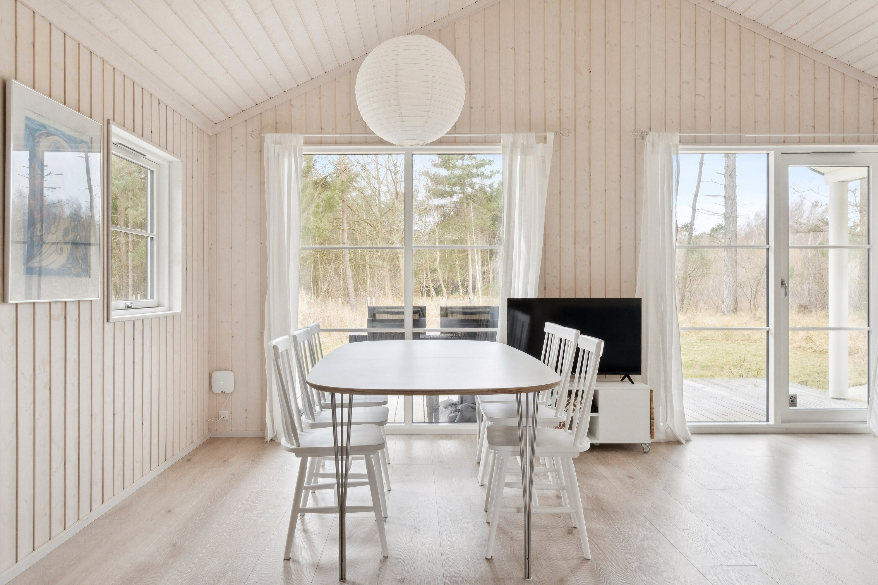 Fremhævet spisestue billede i fuldskærmstilstand. Billede af Ved Kanalen 2, Bjerge Sydstrand, 4480 Store Fuglede