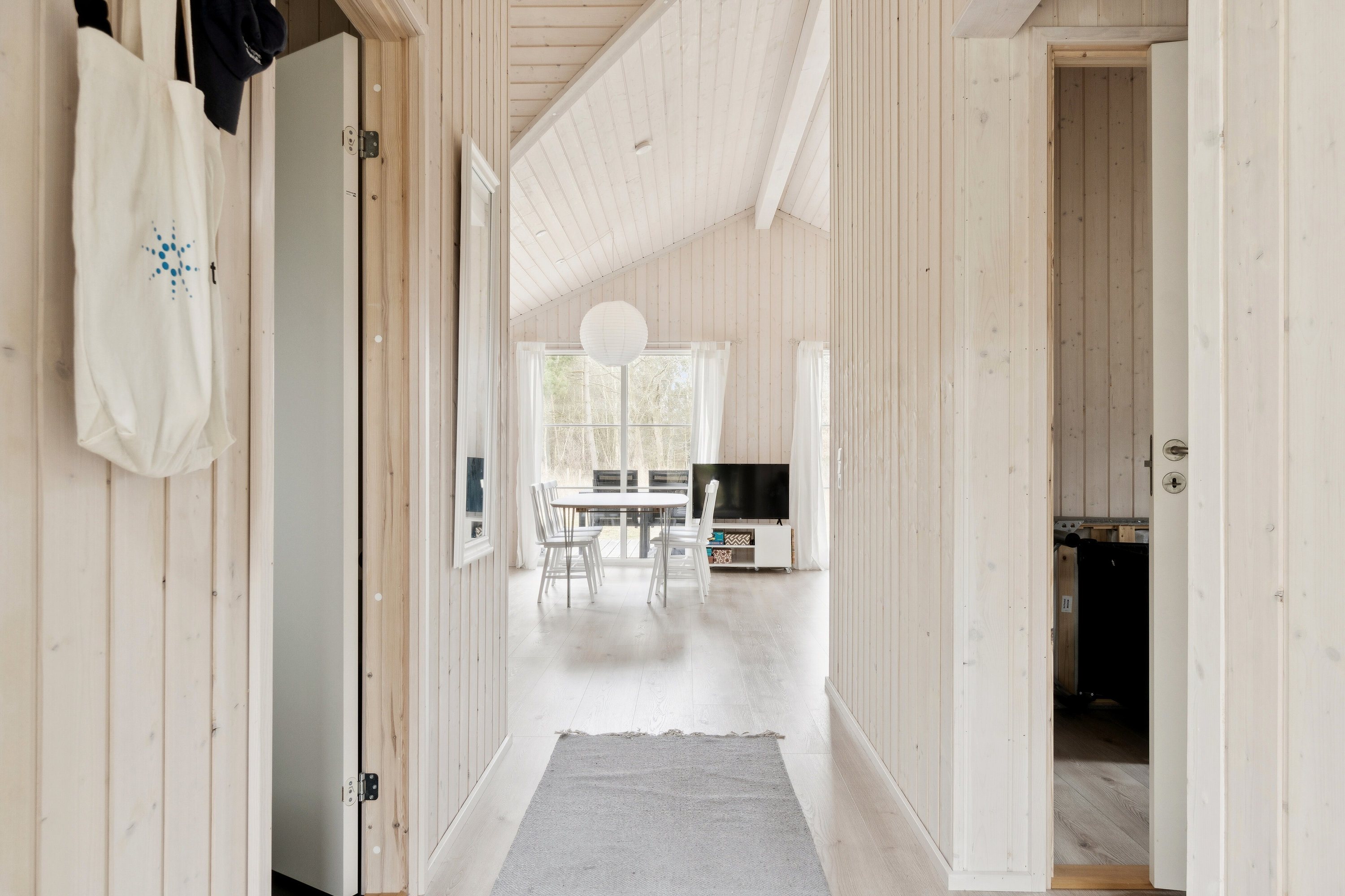 Fremhævet gang billede i fuldskærmstilstand. Billede af Ved Kanalen 2, Bjerge Sydstrand, 4480 Store Fuglede