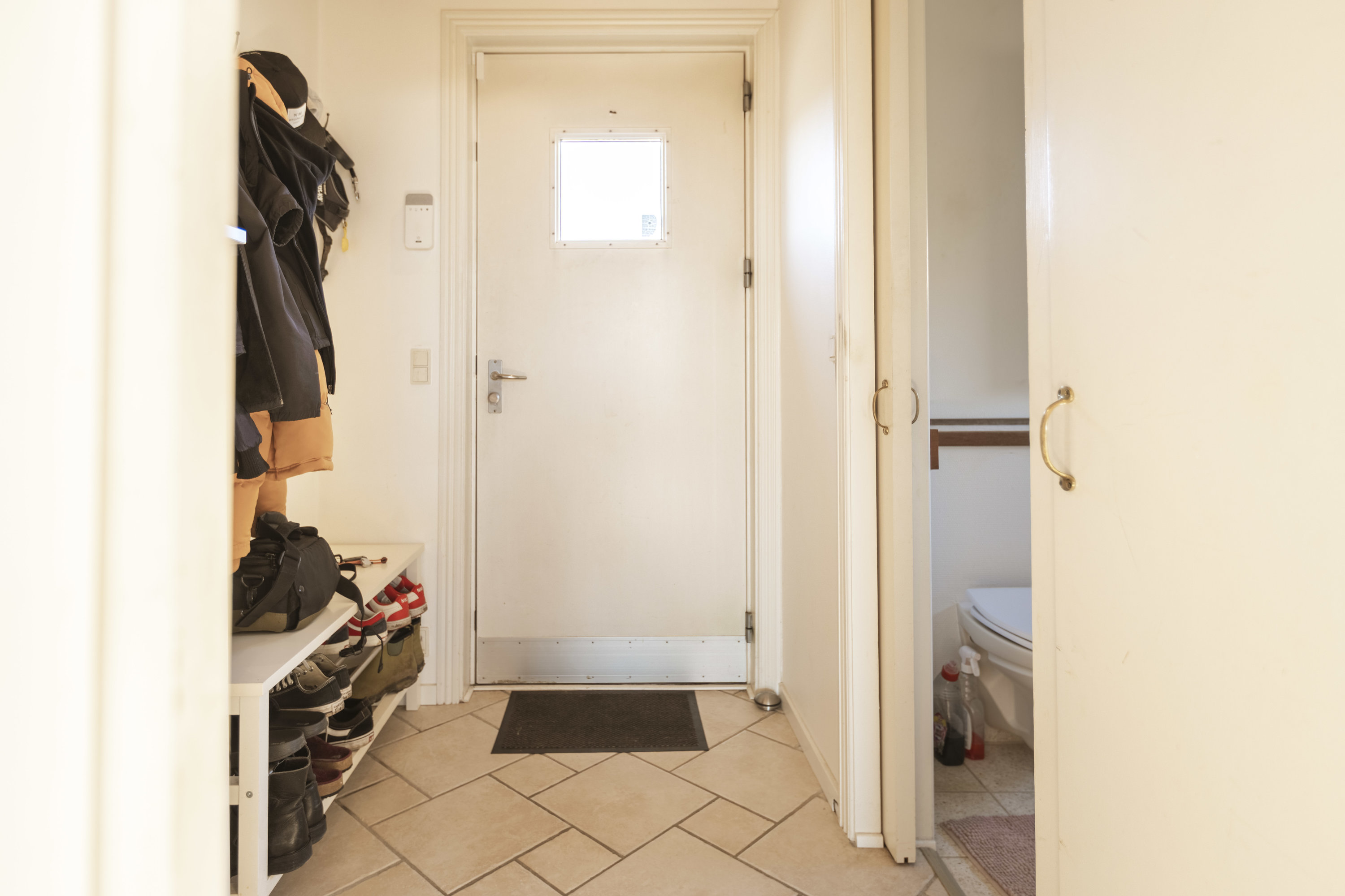 Fremhævet gang billede i fuldskærmstilstand. Billede af Rønstrupvej 97, Of Ågerup, 2750 Ballerup