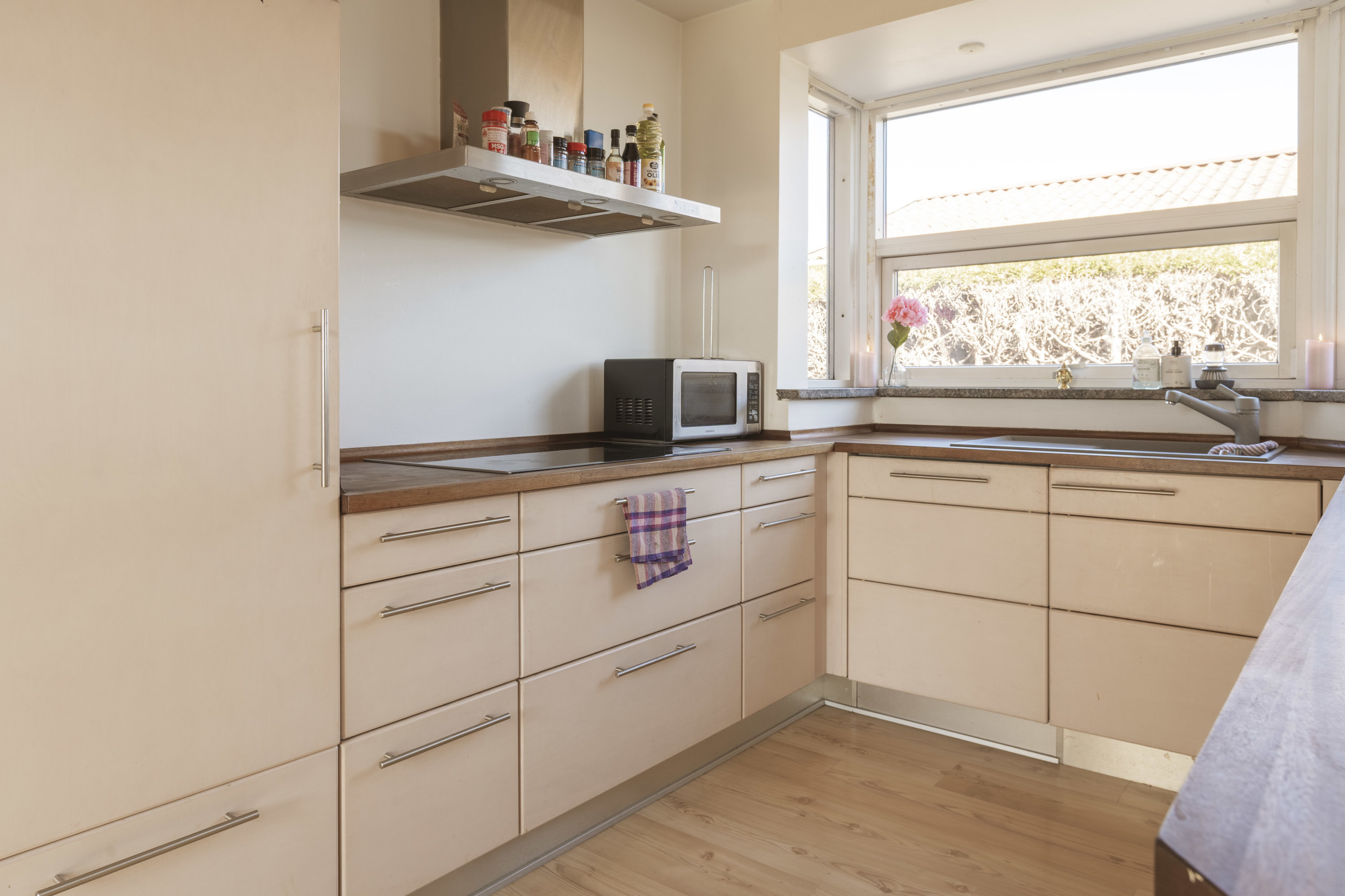 Fremhævet køkken billede i fuldskærmstilstand. Billede af Rønstrupvej 97, Of Ågerup, 2750 Ballerup