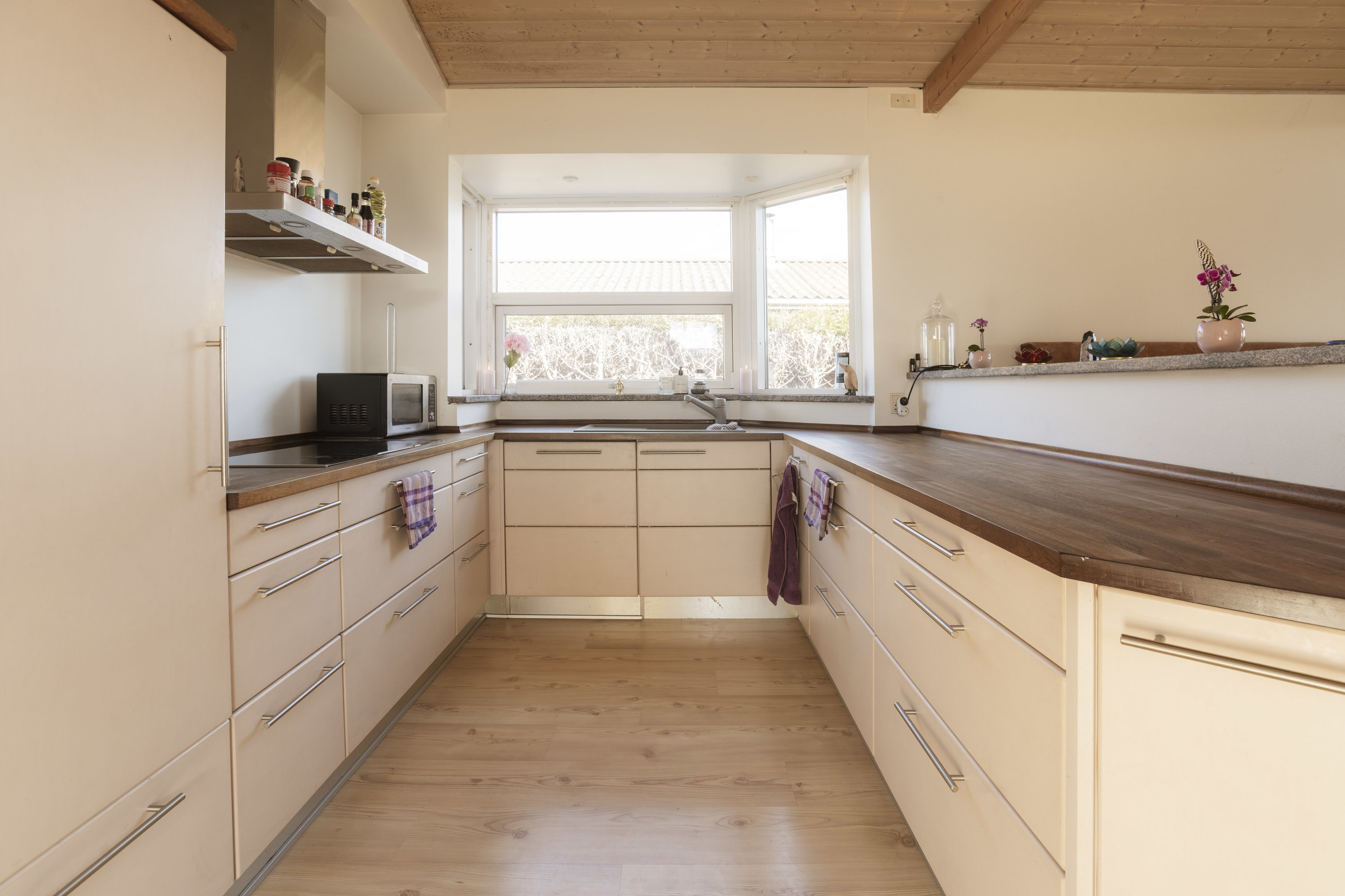 Fremhævet køkken billede i fuldskærmstilstand. Billede af Rønstrupvej 97, Of Ågerup, 2750 Ballerup