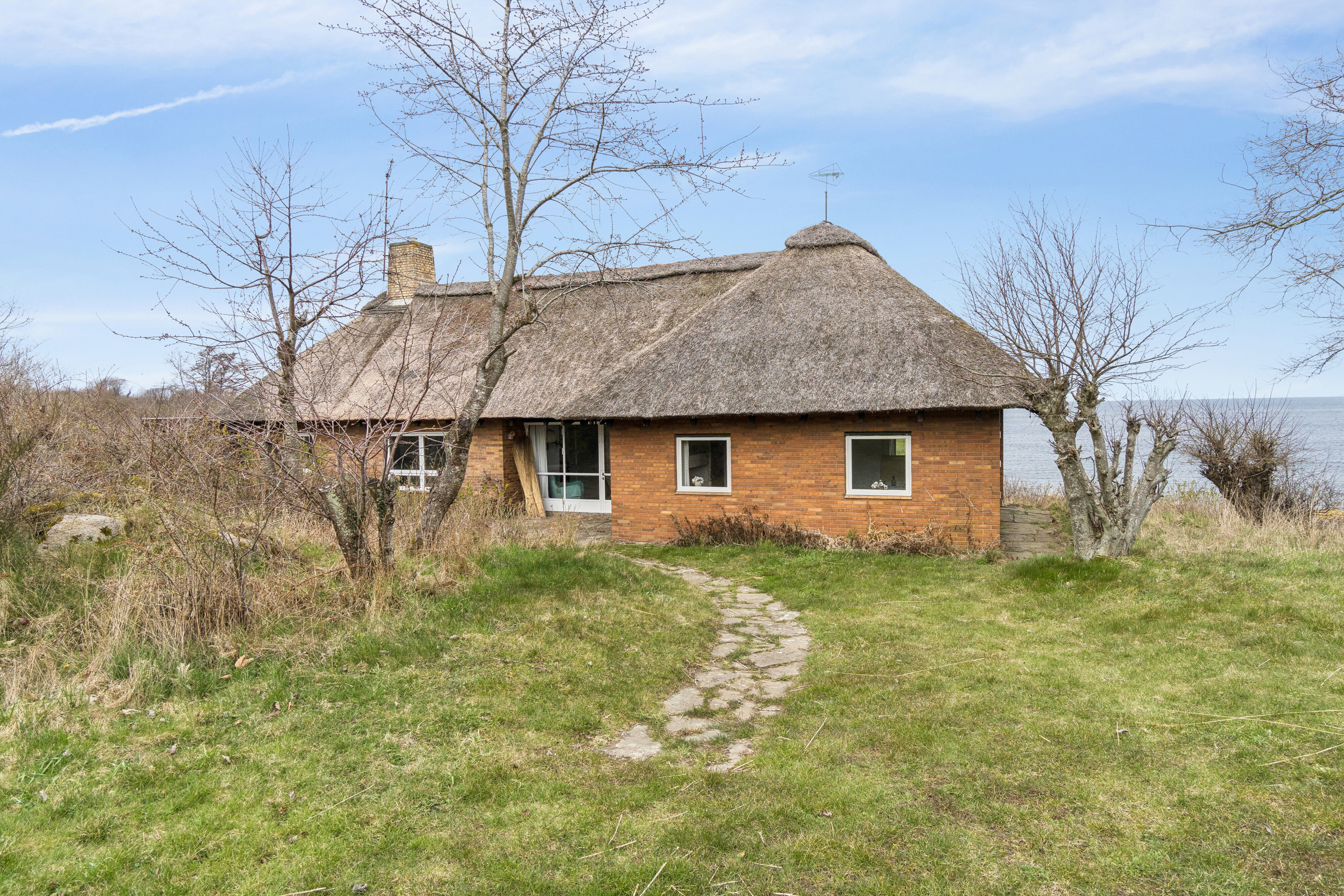 Fremhævet set fra haven billede i fuldskærmstilstand. Billede af Randkløvevej 48, Østermarie, 3760 Gudhjem