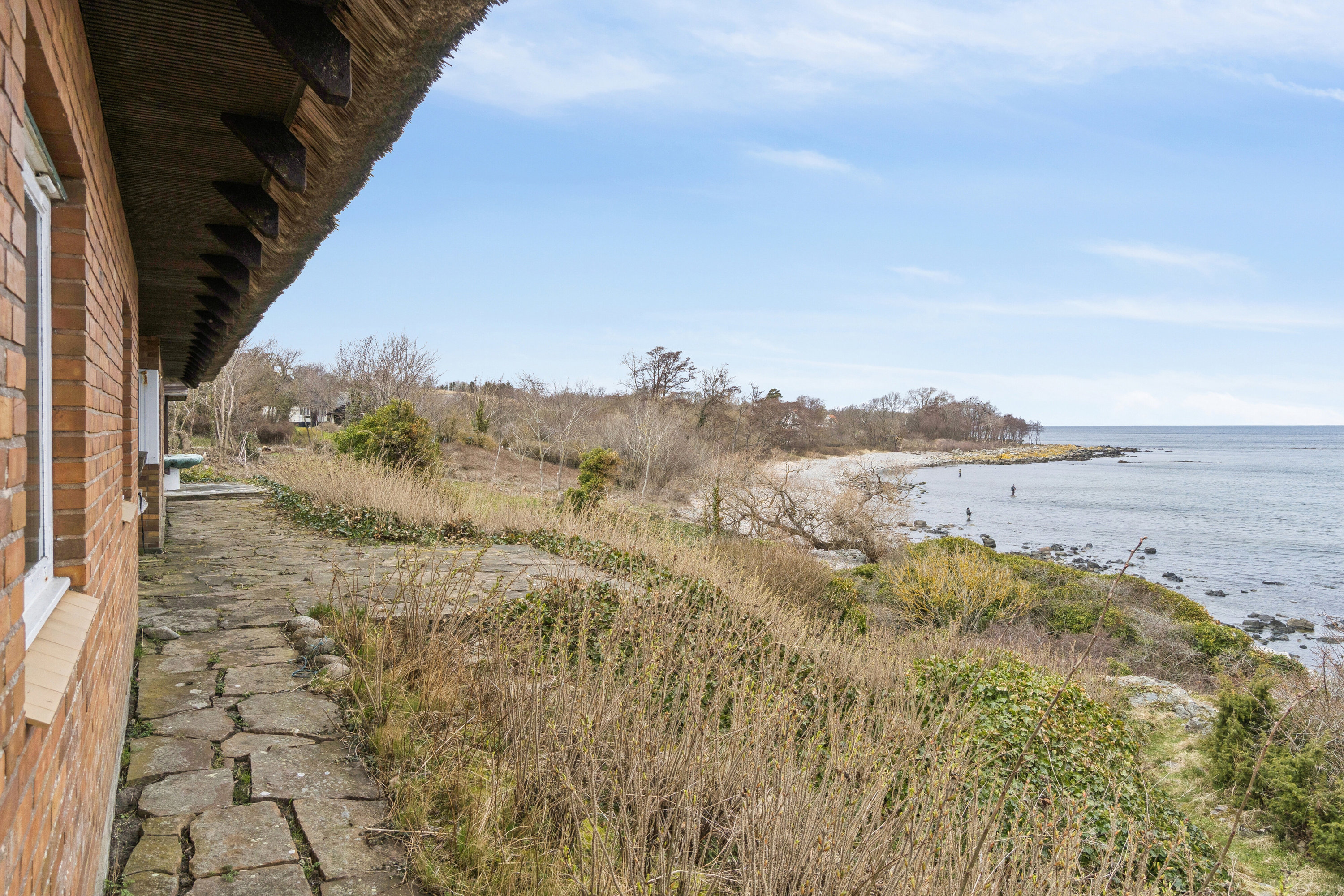 Fremhævet omgivelser billede i fuldskærmstilstand. Billede af Randkløvevej 48, Østermarie, 3760 Gudhjem