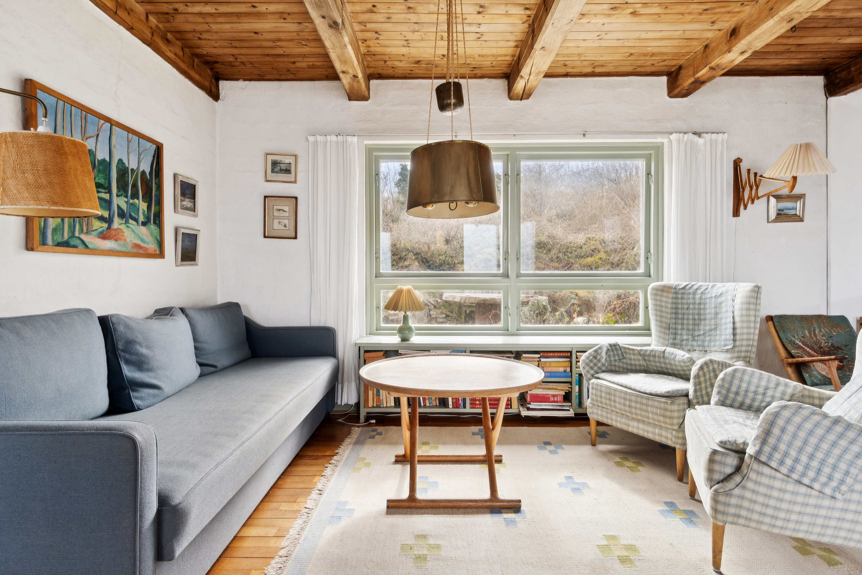 Fremhævet stue billede i fuldskærmstilstand. Billede af Randkløvevej 48, Østermarie, 3760 Gudhjem