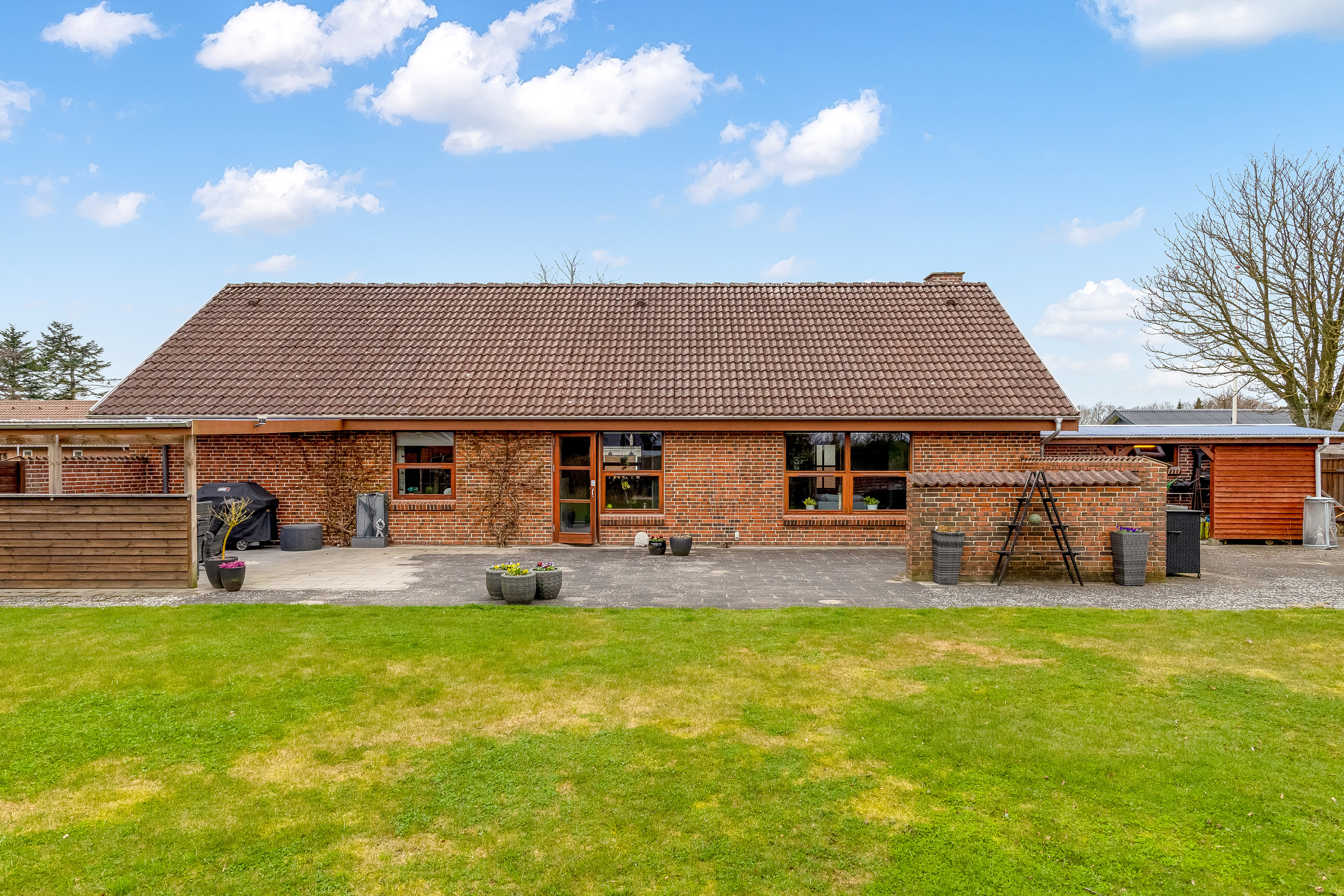 Fremhævet have billede i fuldskærmstilstand. Billede af Ravelsvej 45, 7500 Holstebro