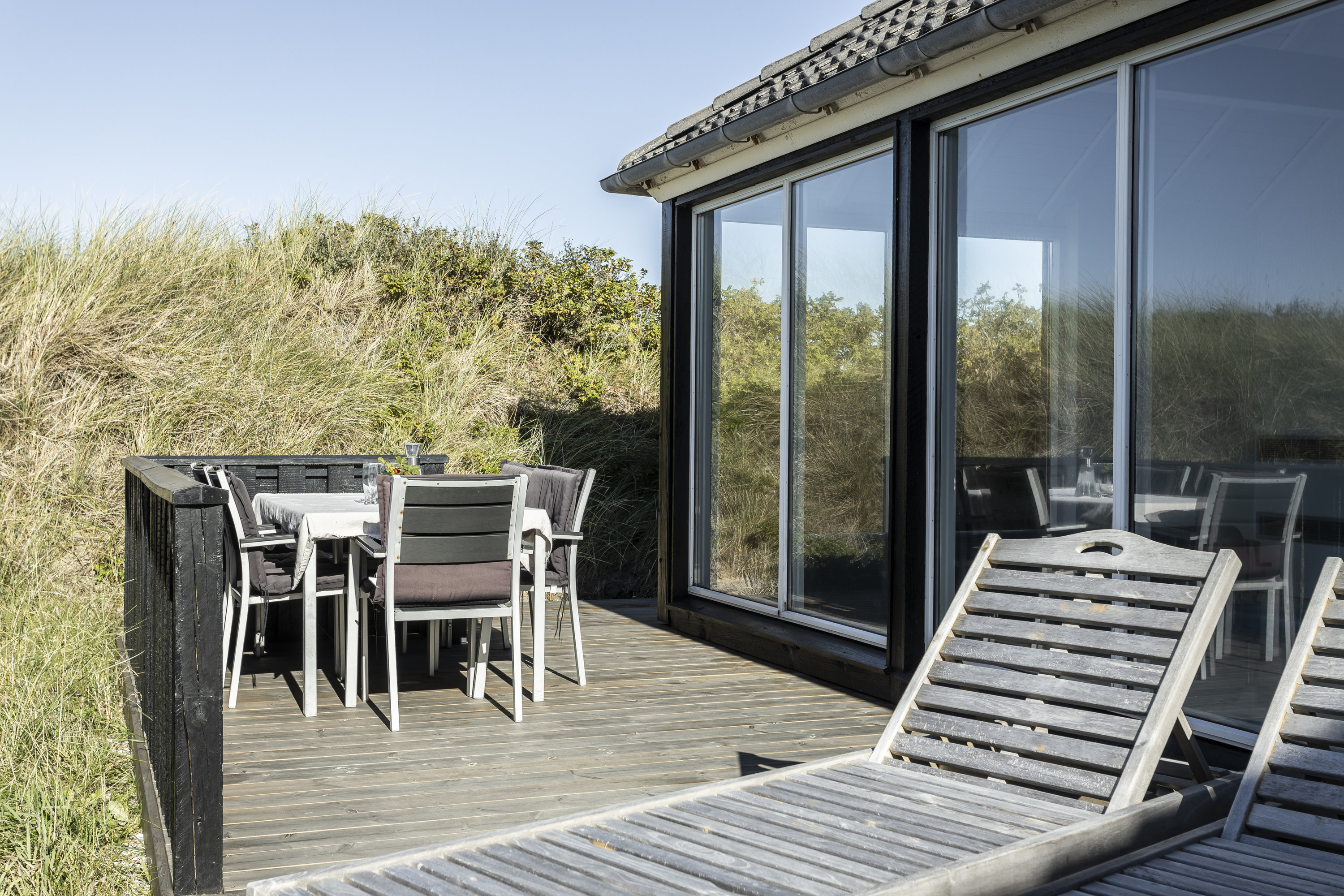 Fremhævet terrasse billede i fuldskærmstilstand. Billede af Ingeborghusvej 4, Tornby, 9850 Hirtshals