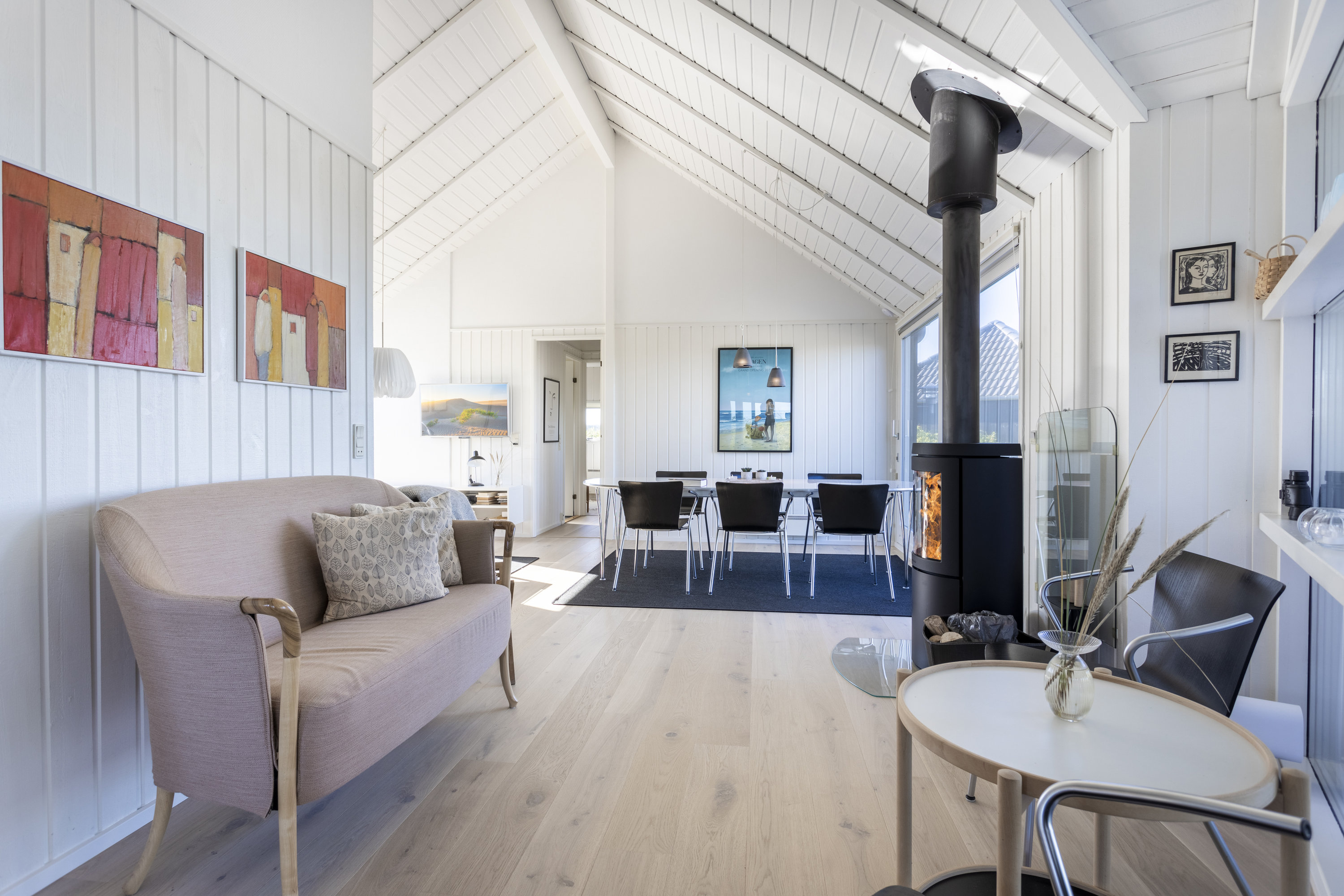 Fremhævet stue billede i fuldskærmstilstand. Billede af Ingeborghusvej 4, Tornby, 9850 Hirtshals