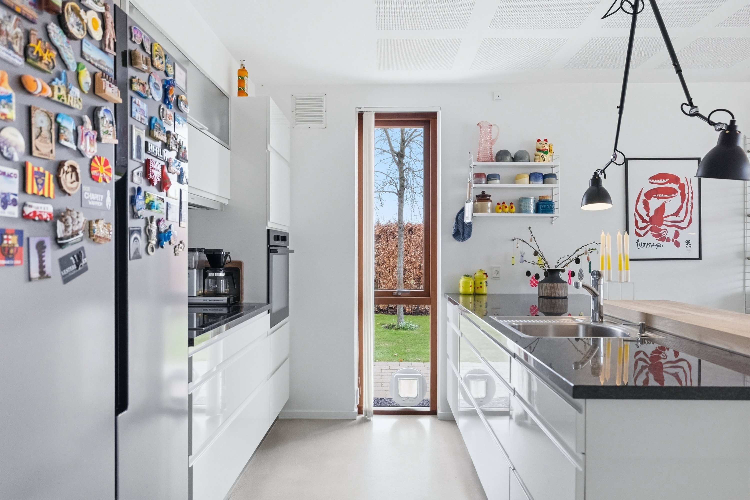 Fremhævet køkken/alrum billede i fuldskærmstilstand. Billede af Nymarks Allé 77, 8320 Mårslet