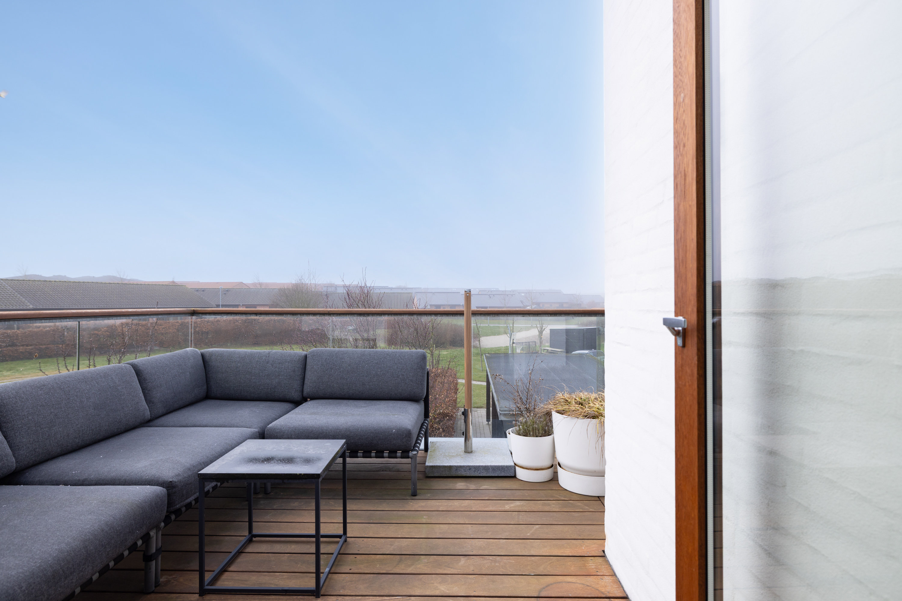 Fremhævet tagterrasse billede i fuldskærmstilstand. Billede af Nymarks Allé 77, 8320 Mårslet