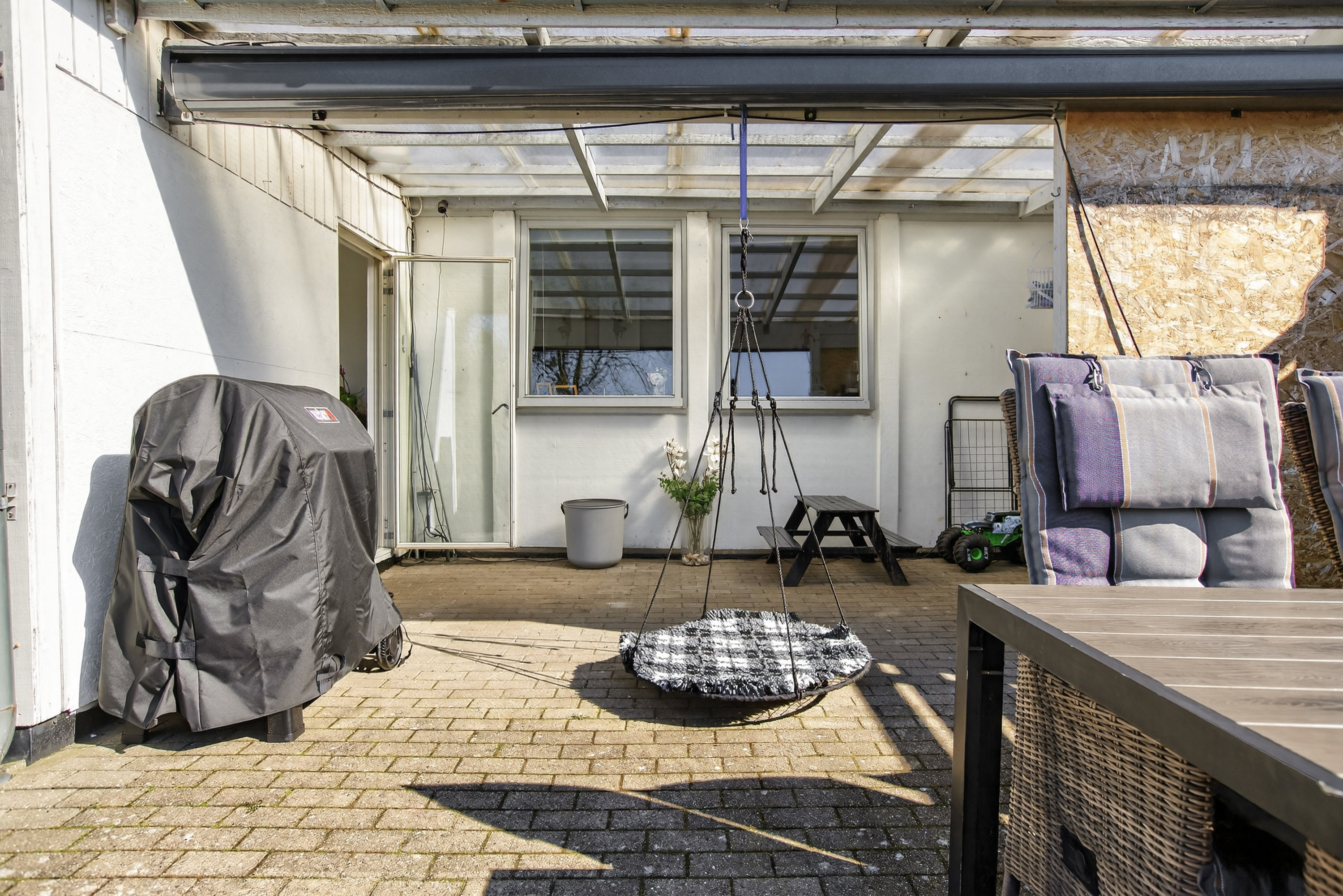 Fremhævet overdækket terrasse billede i fuldskærmstilstand. Billede af Ved Kagså 39, 2860 Søborg