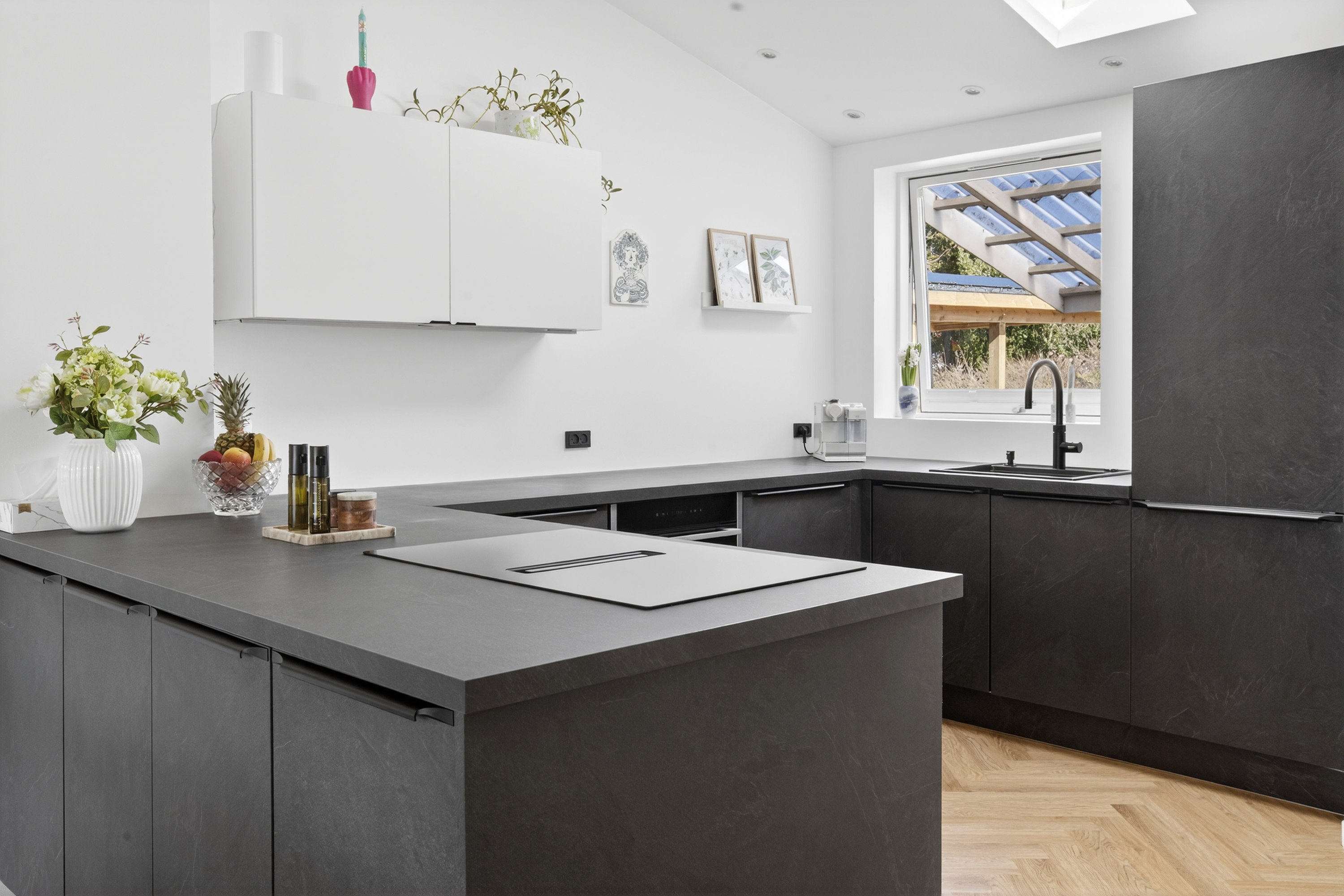 Fremhævet køkken billede i fuldskærmstilstand. Billede af Ved Kagså 39, 2860 Søborg