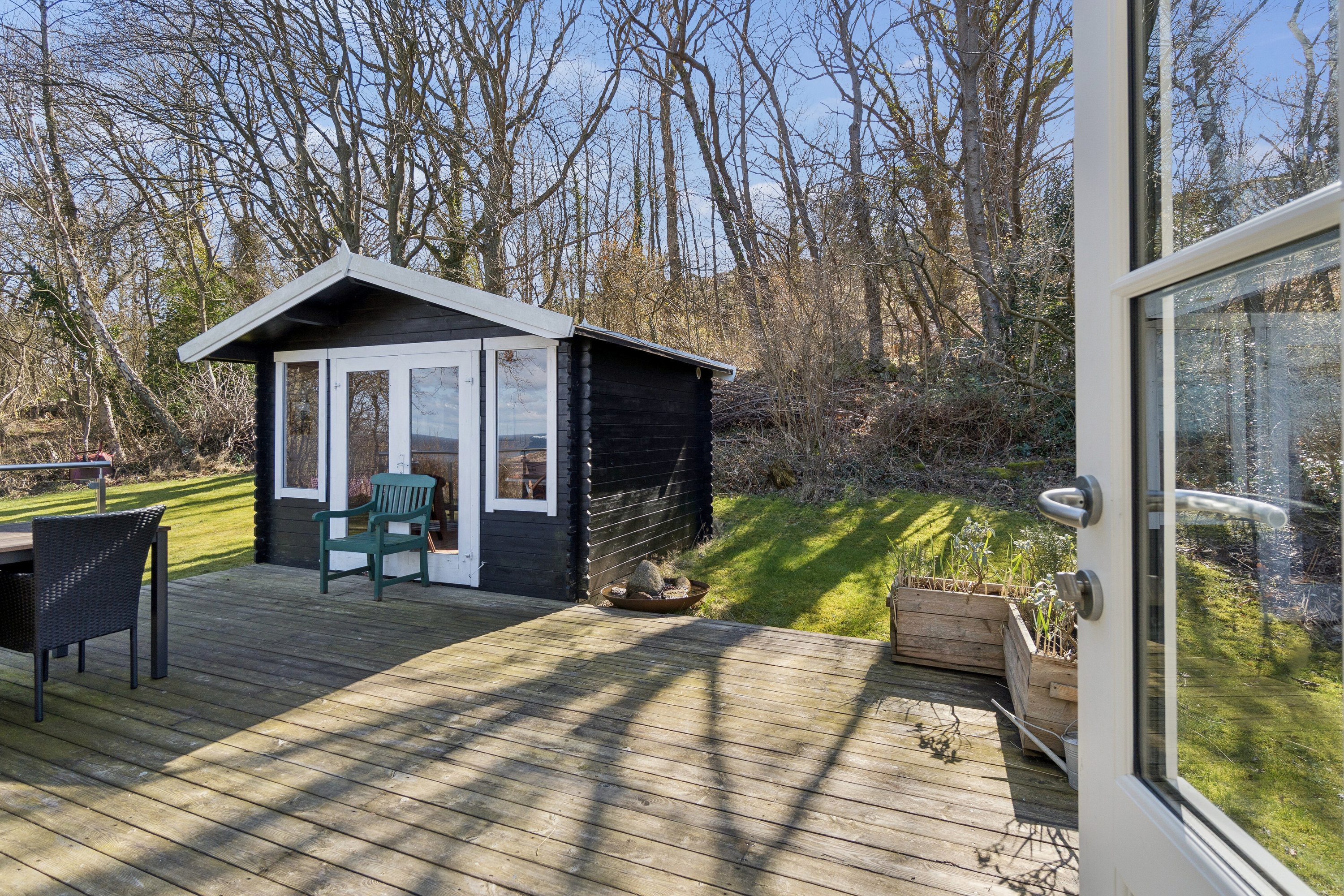 Fremhævet set fra haven billede i fuldskærmstilstand. Billede af Langebjergvej 13, Sandvig, 3770 Allinge