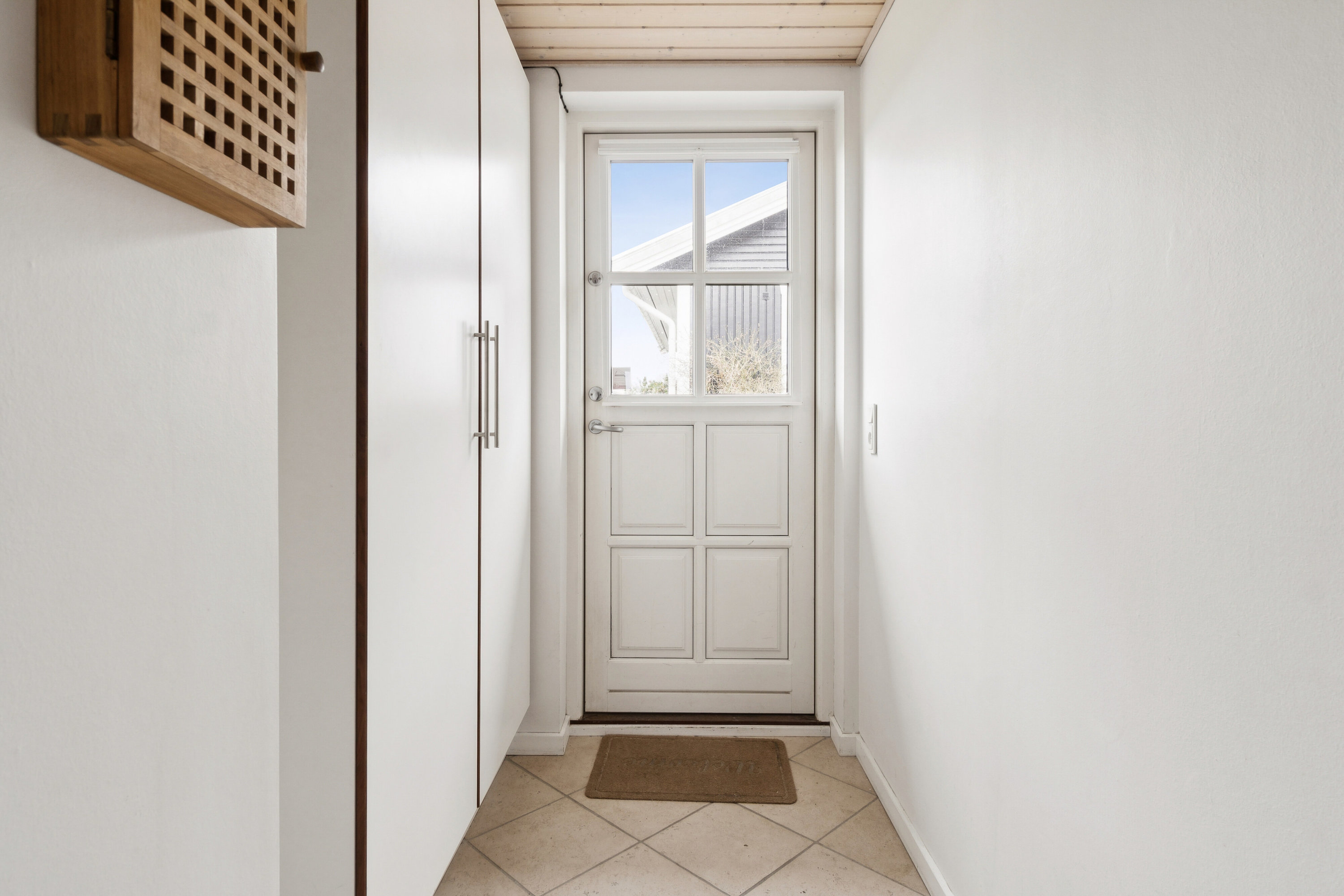 Fremhævet gang billede i fuldskærmstilstand. Billede af Asteløkken 1, Sandvig, 3770 Allinge