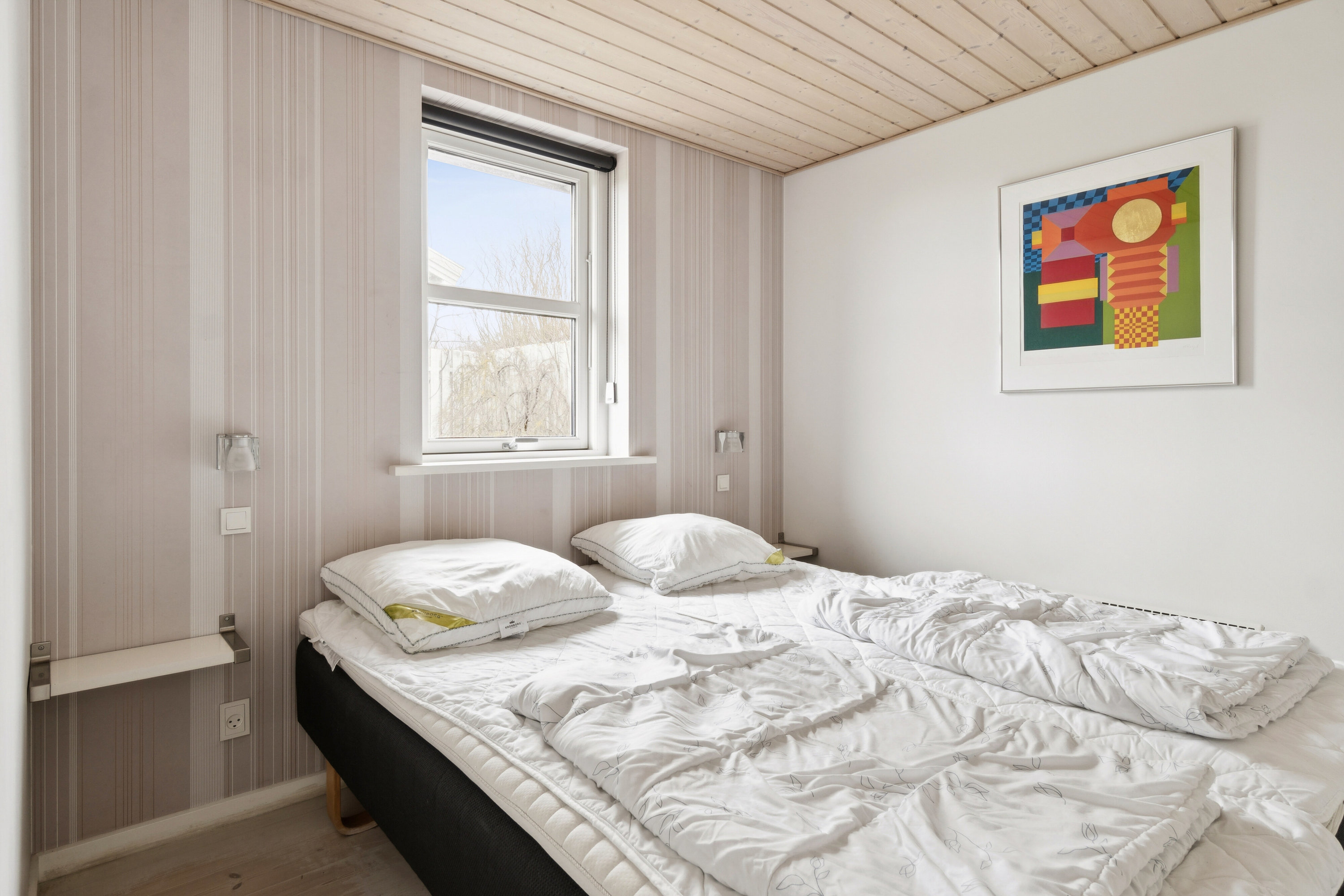 Fremhævet soveværelse billede i fuldskærmstilstand. Billede af Asteløkken 1, Sandvig, 3770 Allinge