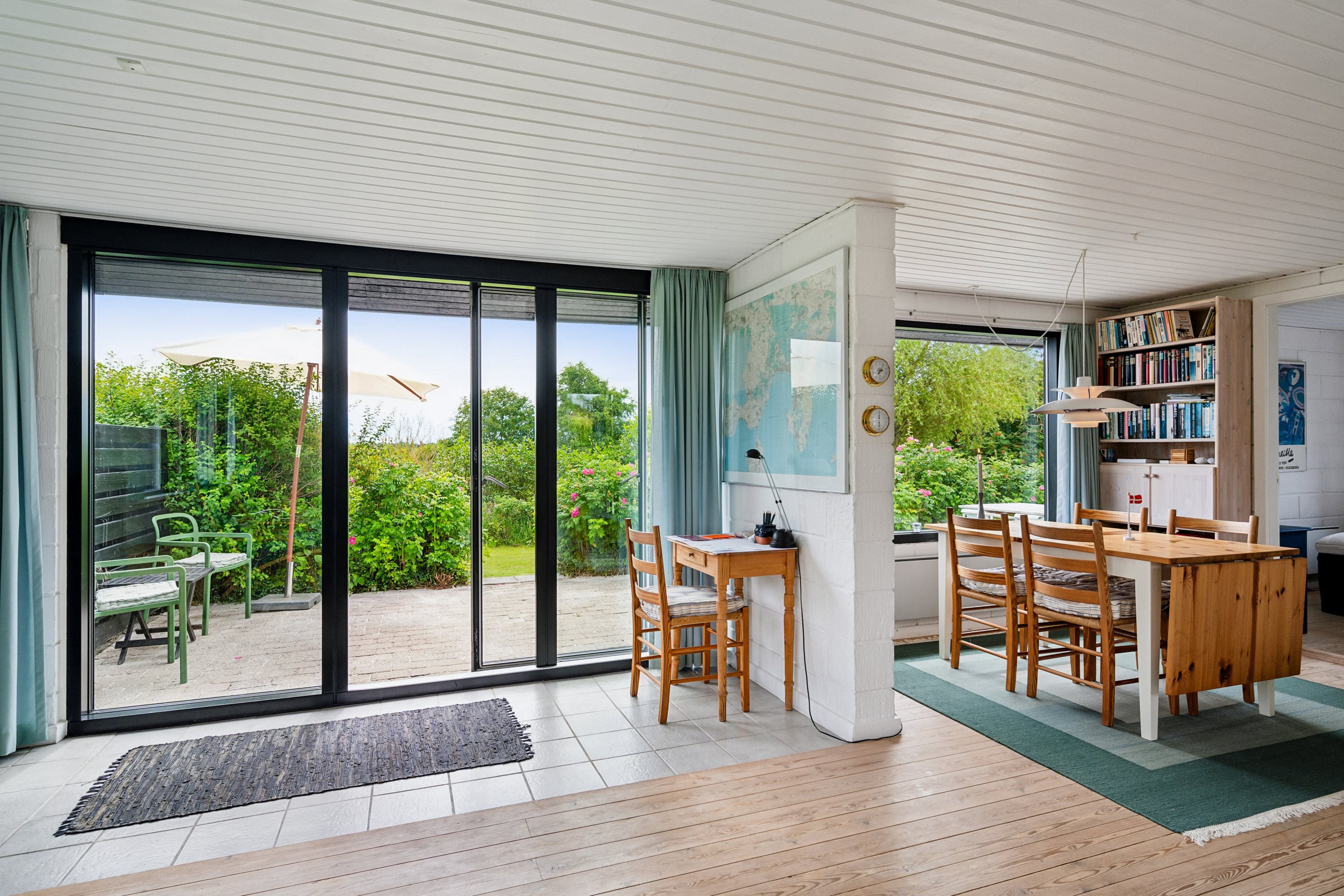 Fremhævet stue billede i fuldskærmstilstand. Billede af Katamaranstien 7, Dråby Strand, 8400 Ebeltoft