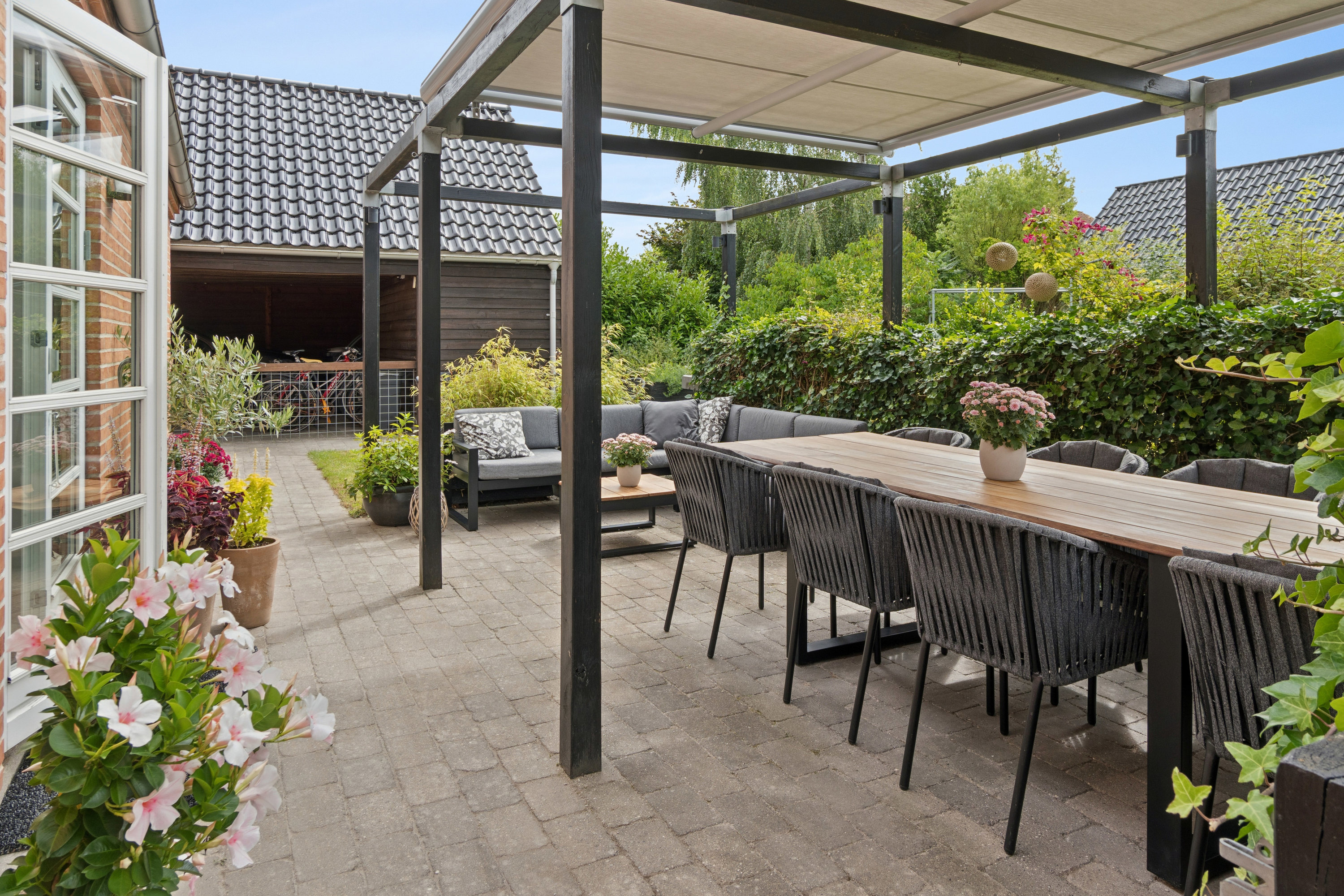 Fremhævet  billede i fuldskærmstilstand. Billede af Stensbjerg 15, 2600 Glostrup