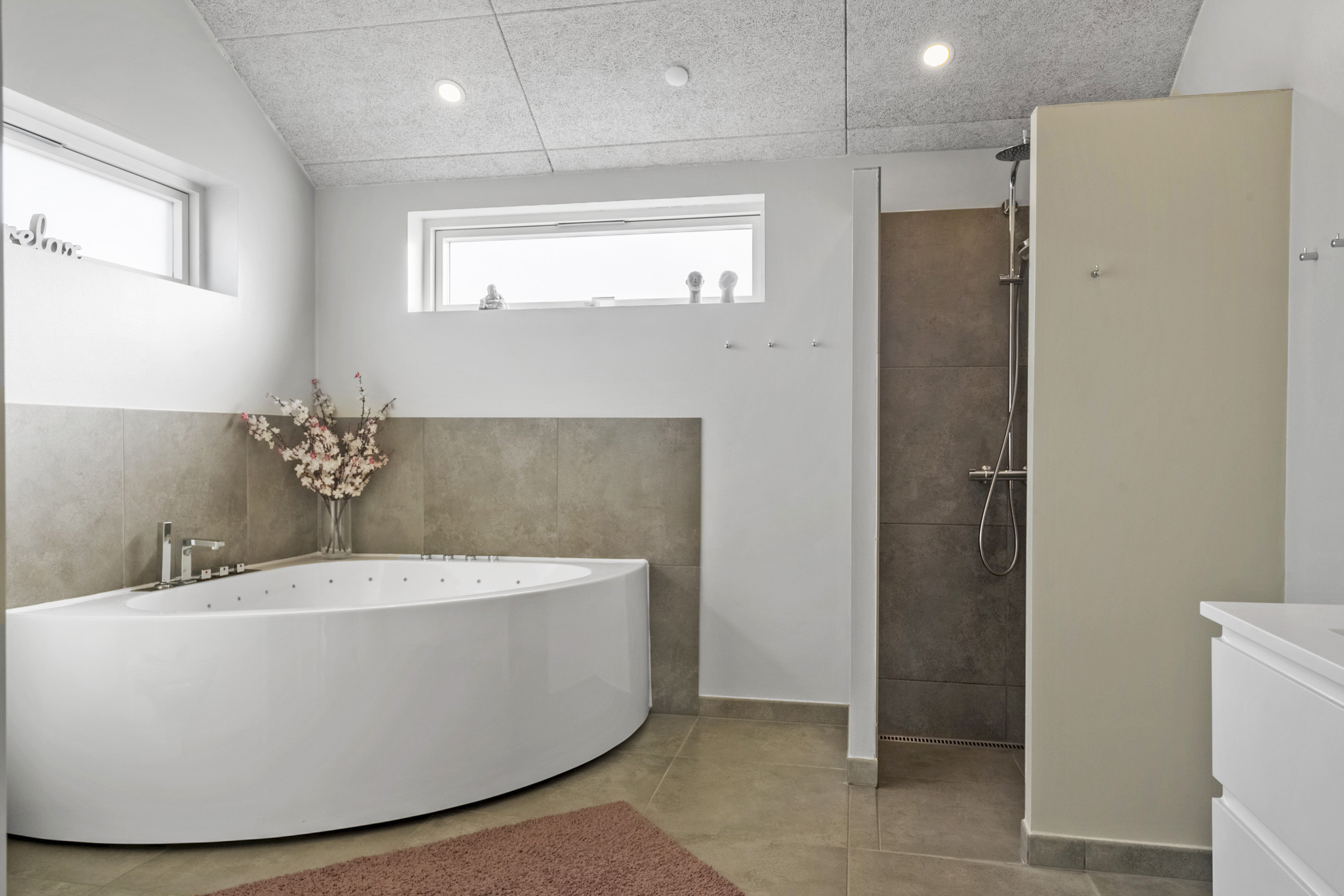 Fremhævet  billede i fuldskærmstilstand. Billede af Knaresbrovej 13, Vejlby, 7673 Harboøre