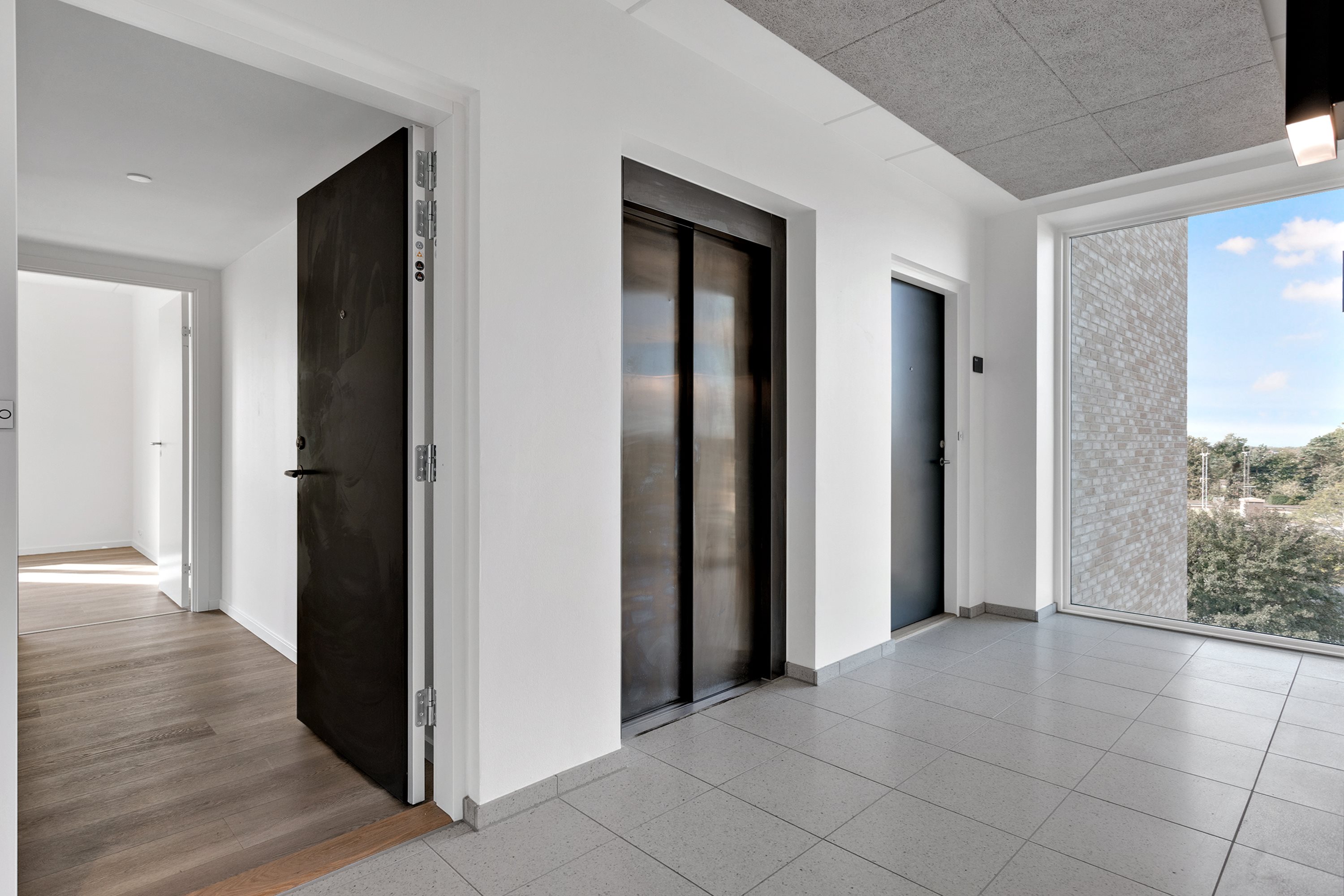 Fremhævet opgang billede i fuldskærmstilstand. Billede af Peder Nielsens Gade 1, st.. 1., 9700 Brønderslev