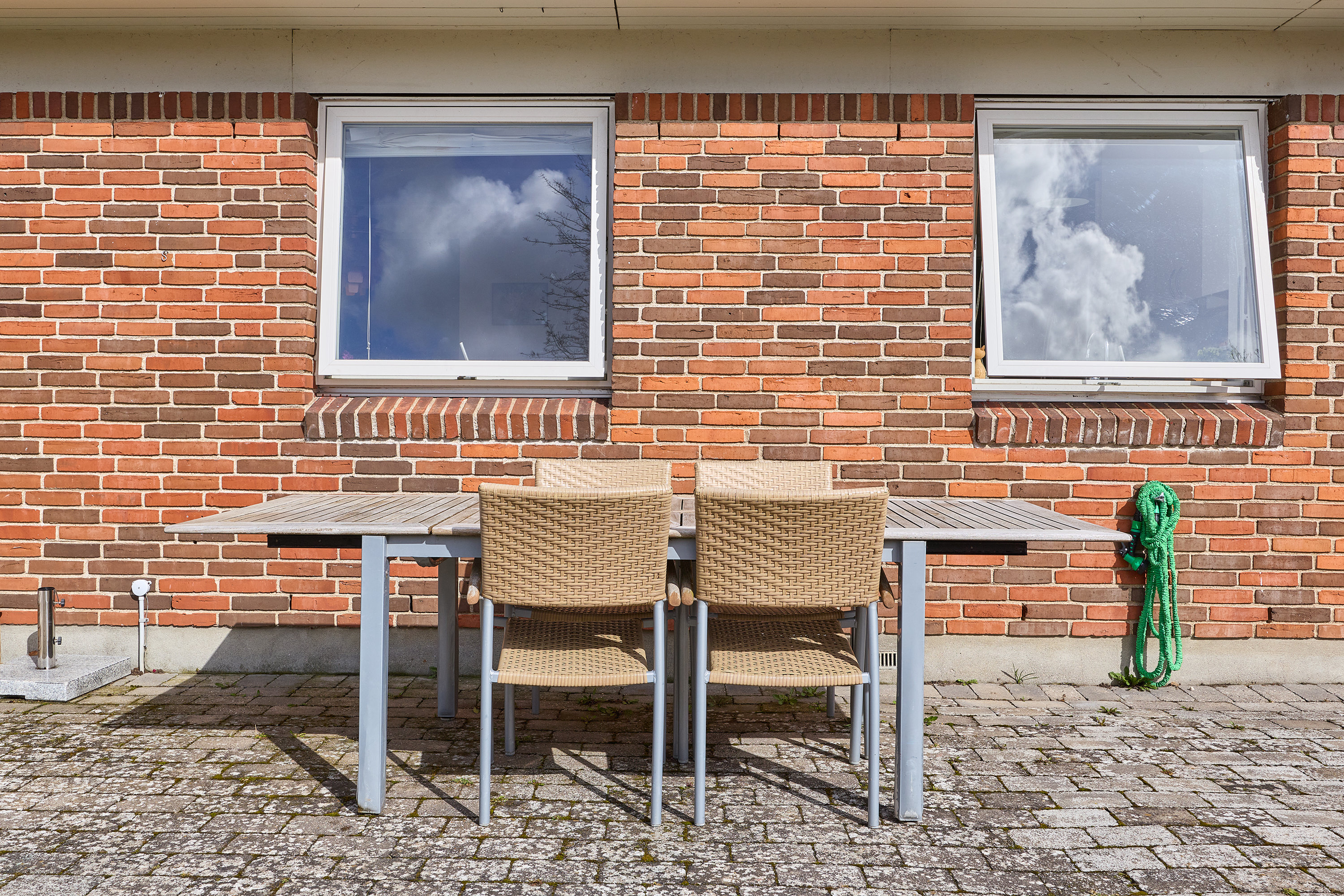 Fremhævet terrasse billede i fuldskærmstilstand. Billede af Dronning Dagmars Vej 182, 3650 Ølstykke