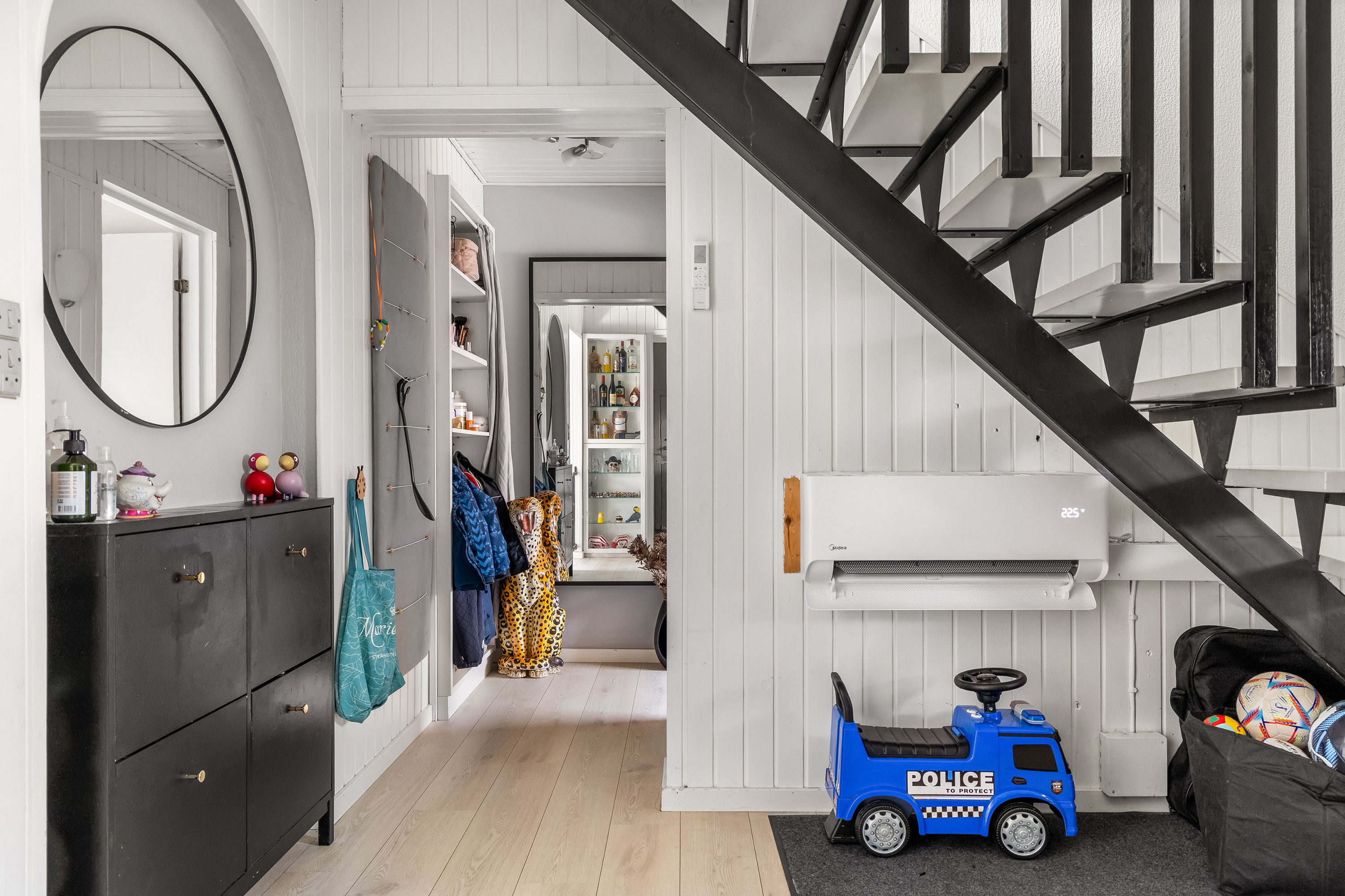 Fremhævet entré billede i fuldskærmstilstand. Billede af Dronning Dagmars Vej 182, 3650 Ølstykke