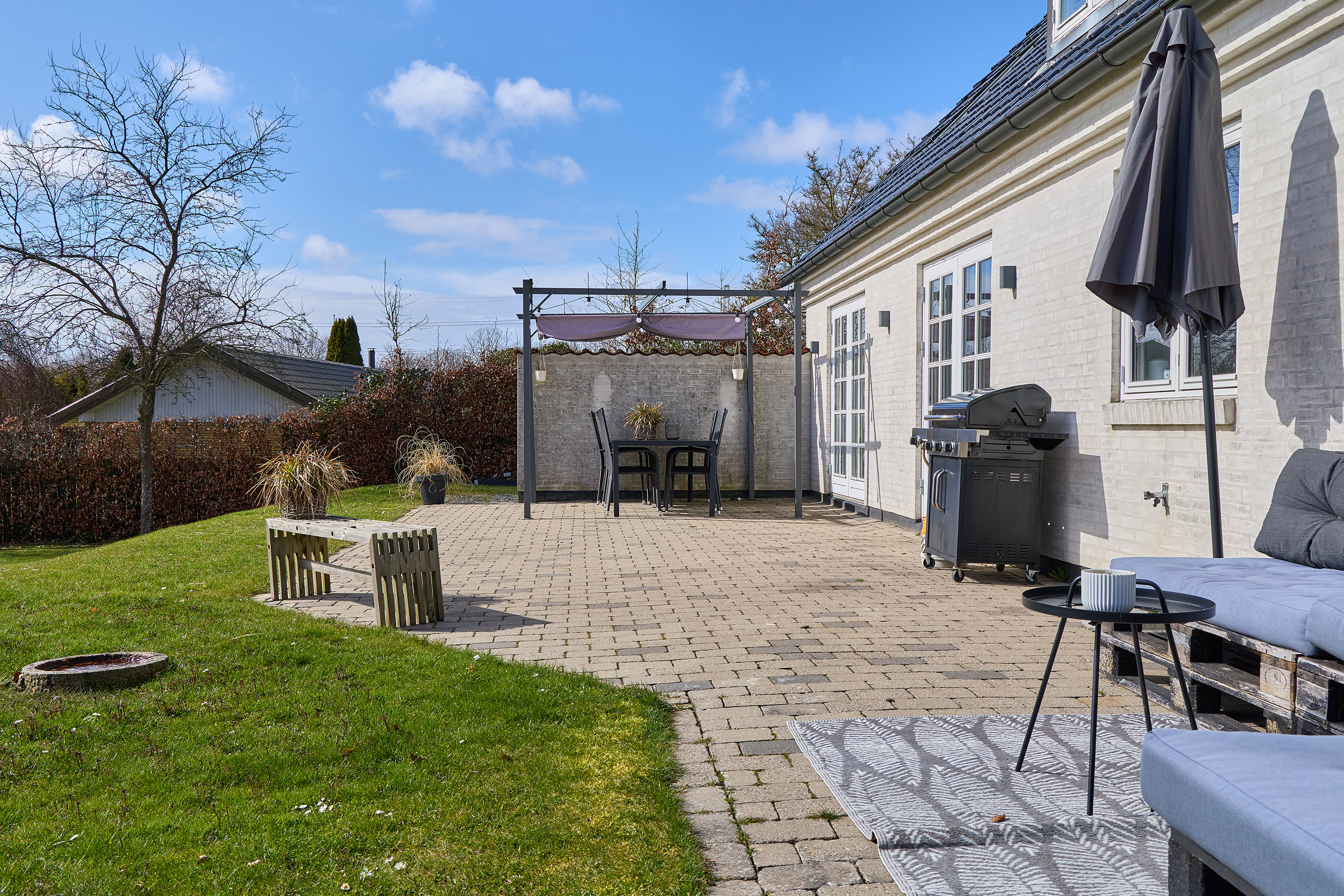 Fremhævet terrasse billede i fuldskærmstilstand. Billede af Hasselvej 2, Jørlunde, 3550 Slangerup