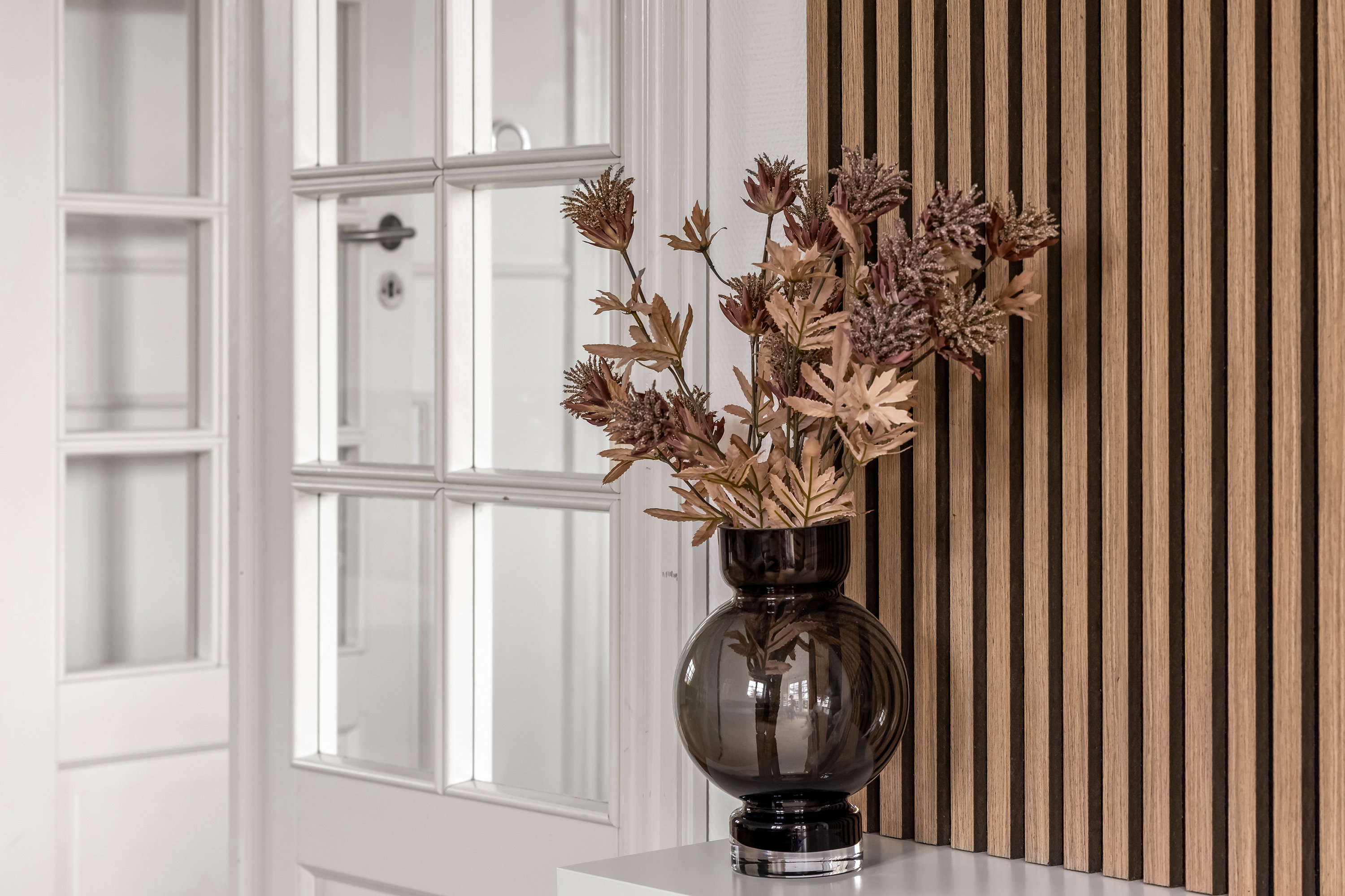 Fremhævet stue billede i fuldskærmstilstand. Billede af Hasselvej 2, Jørlunde, 3550 Slangerup