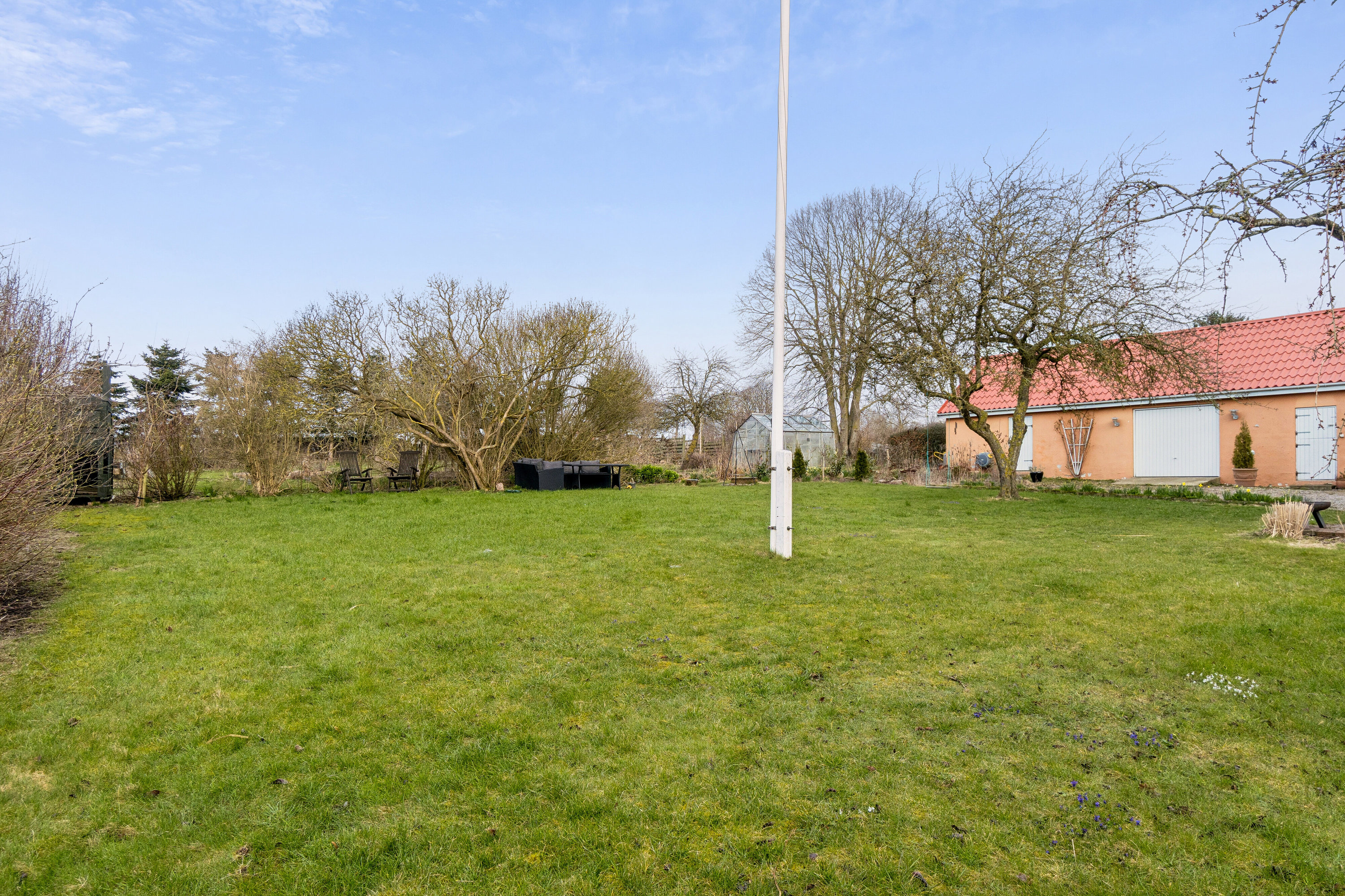 Fremhævet set fra haven billede i fuldskærmstilstand. Billede af Flakkebjerg Hovedgade 16, Flakkebjerg, 4200 Slagelse